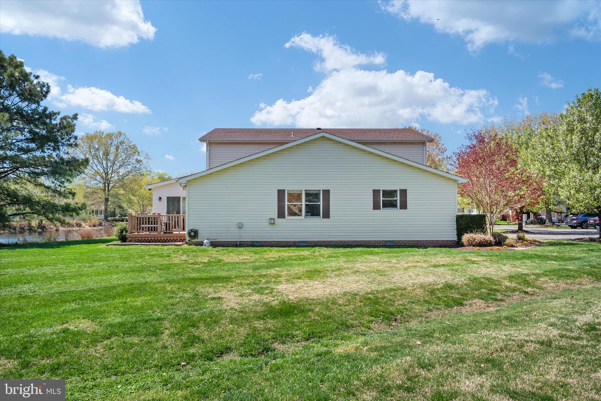 BRIDGEPOINTE - Residential