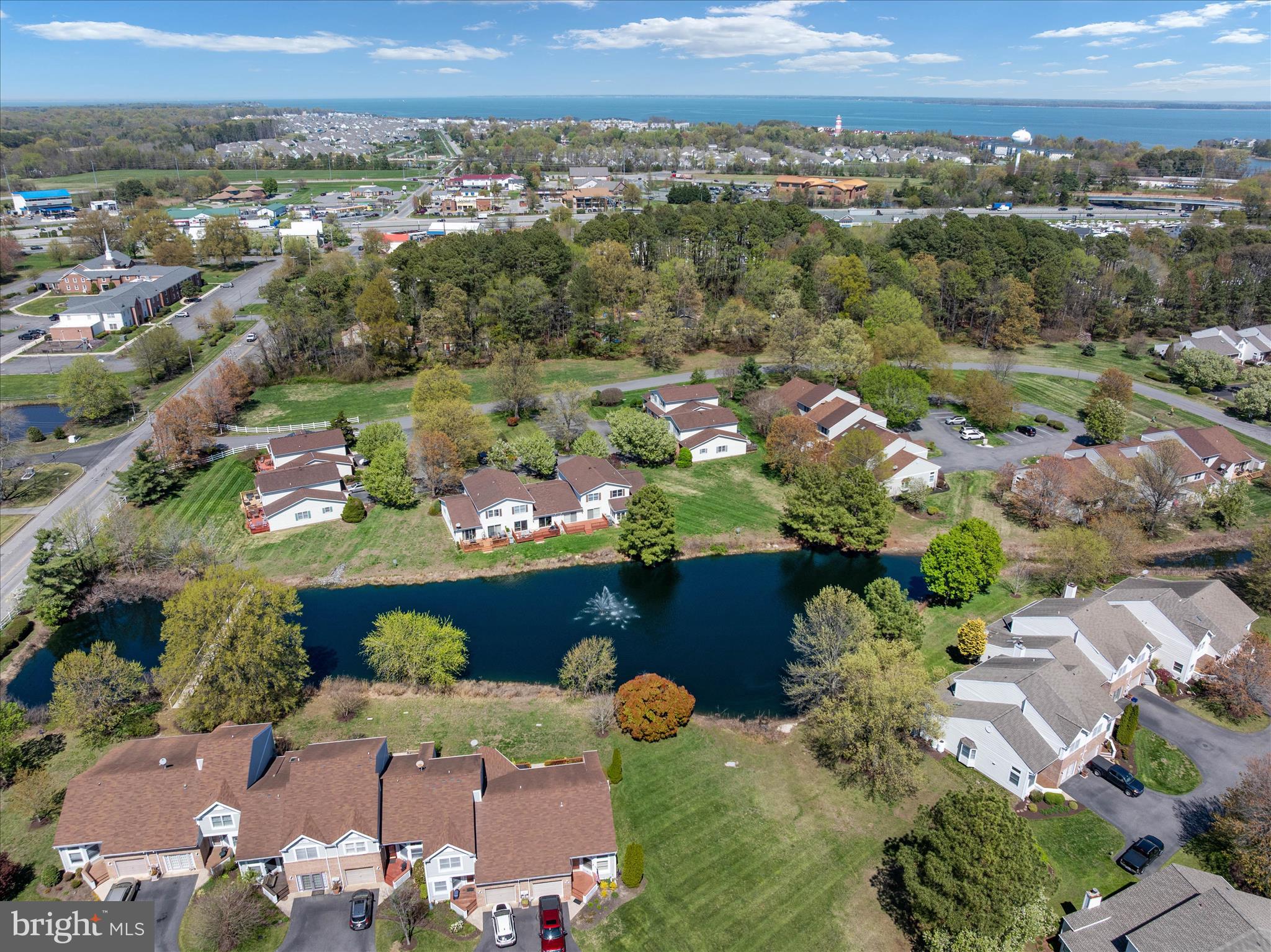 BRIDGEPOINTE - Residential