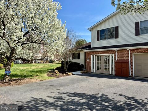 Photo of 2008 Bridgepointe Drive, CHESTER, MD 21619 (MLS # MDQA2016728)