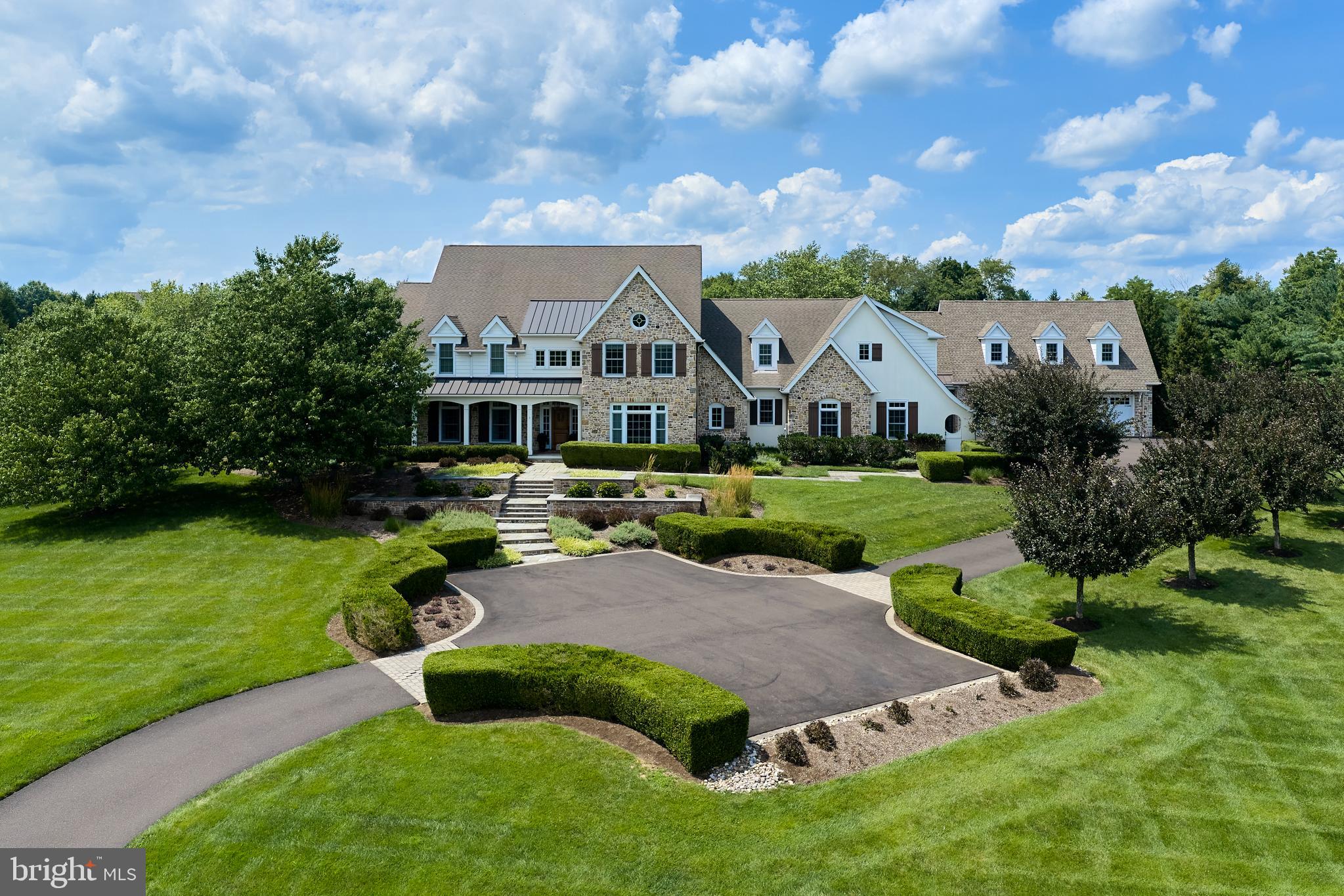 9 VINTAGE FARM LANE