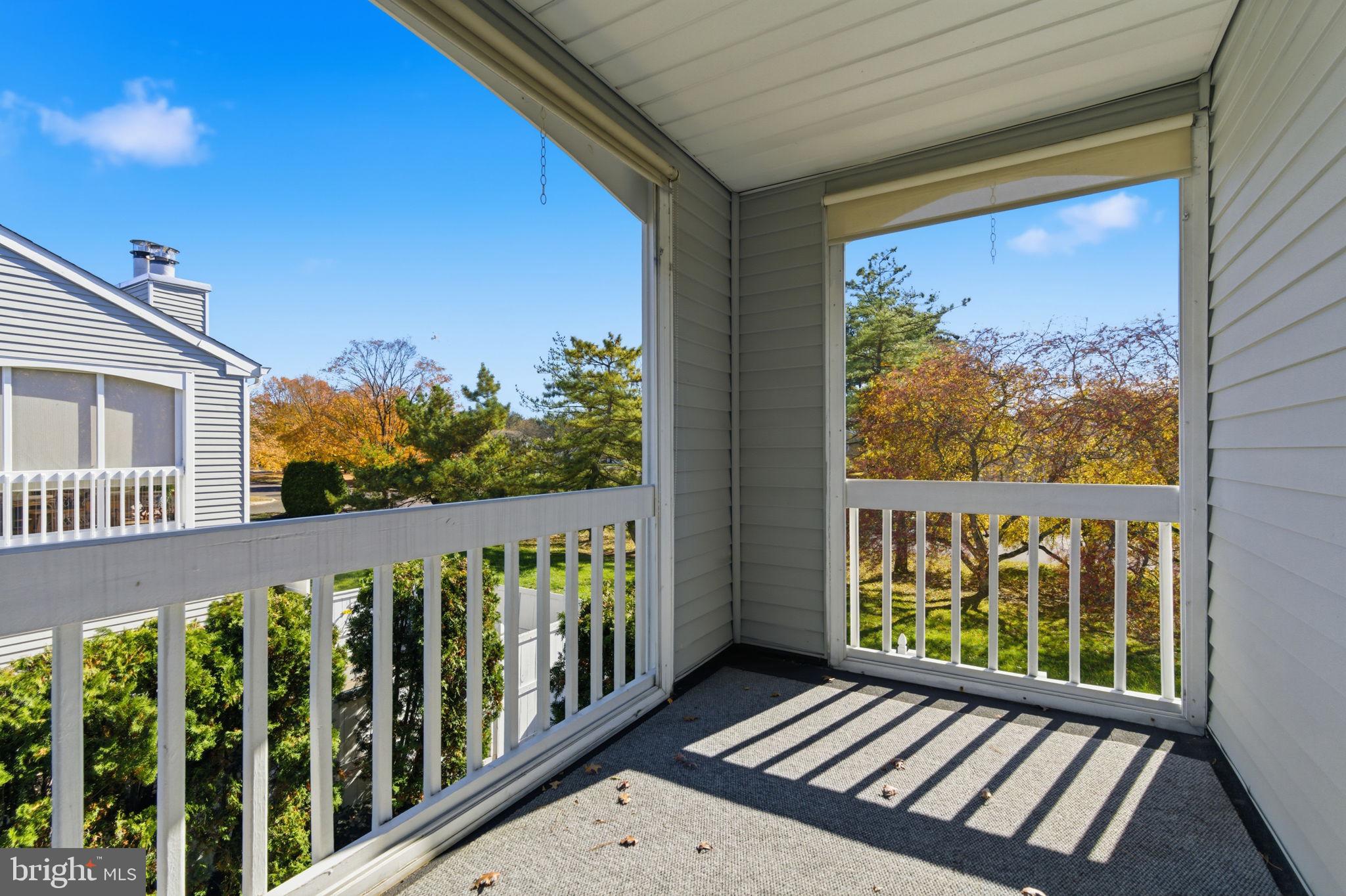 ROSE HOLLOW - Residential