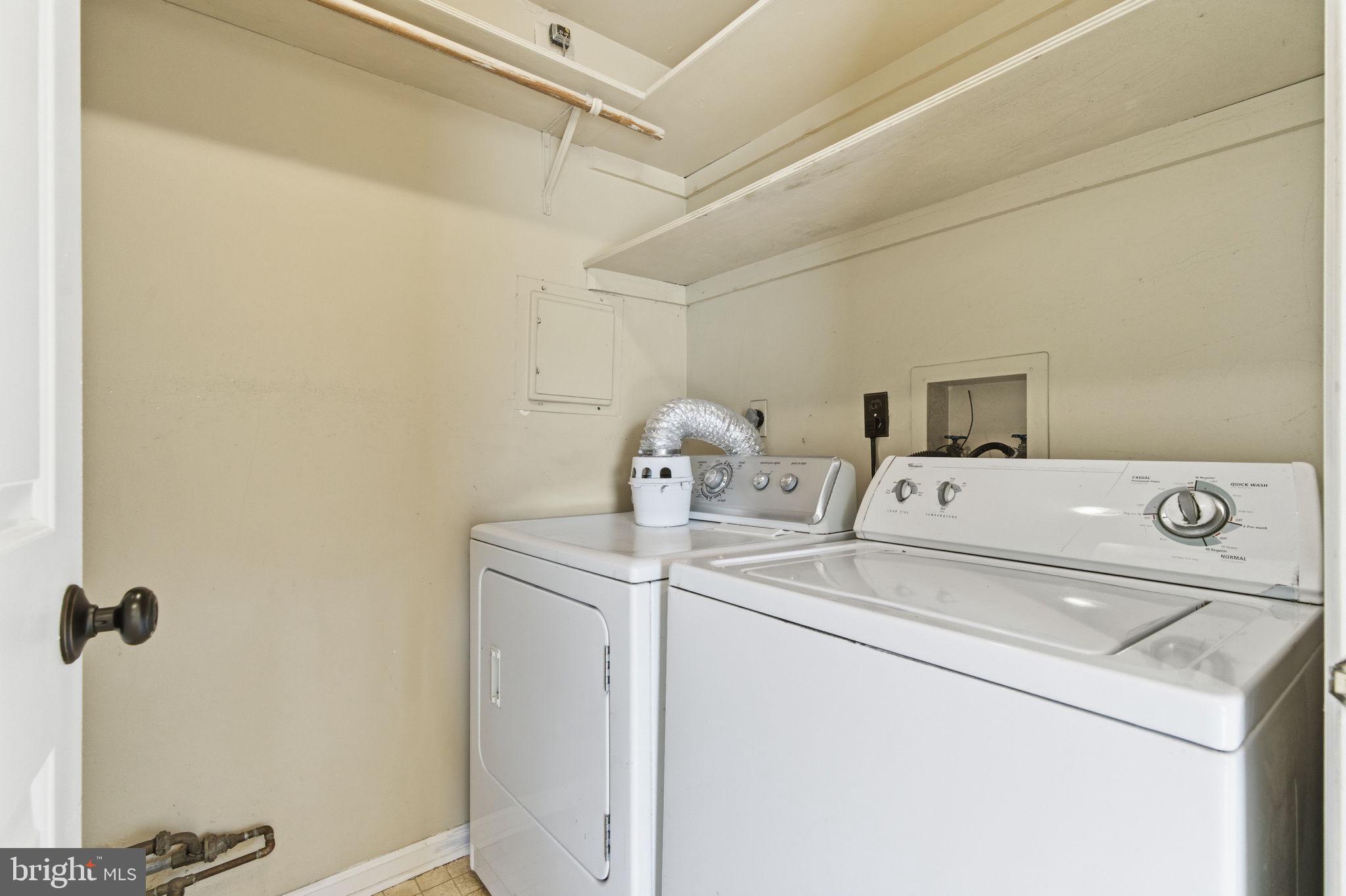 ROSE HOLLOW - Residential