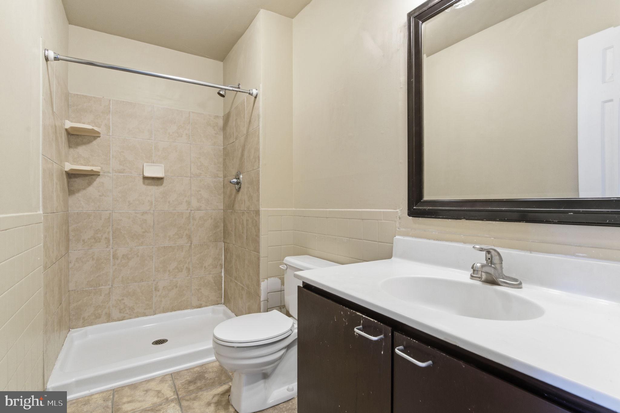 ROSE HOLLOW - Residential