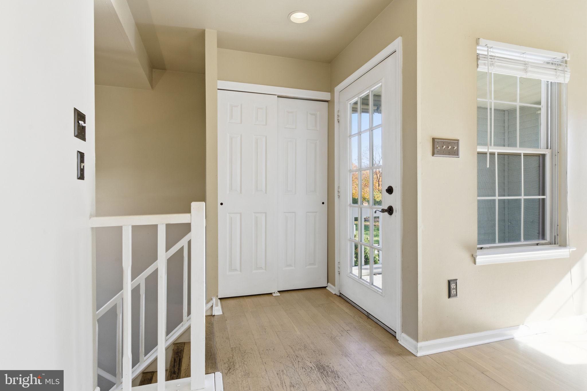 ROSE HOLLOW - Residential