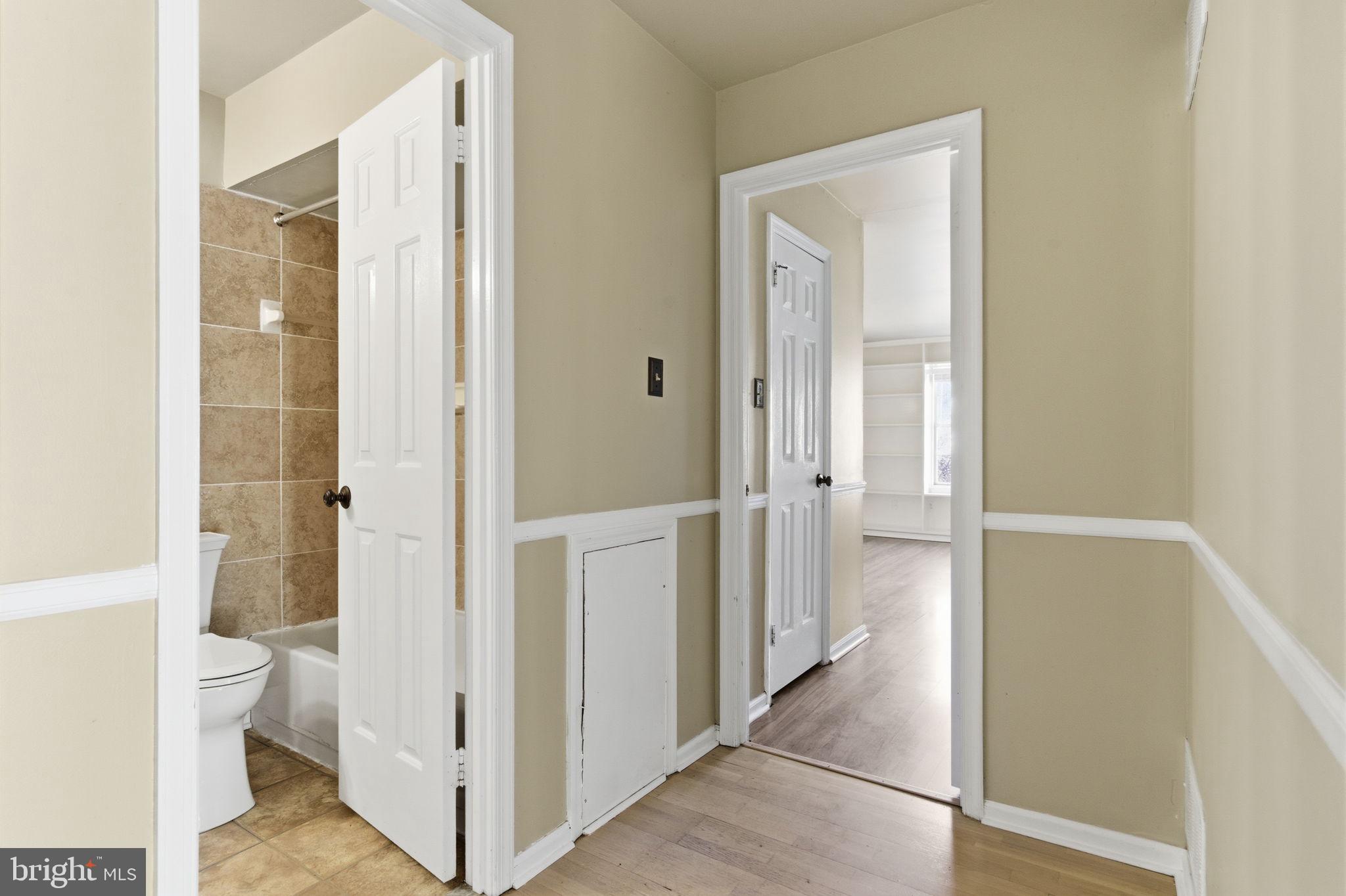 ROSE HOLLOW - Residential