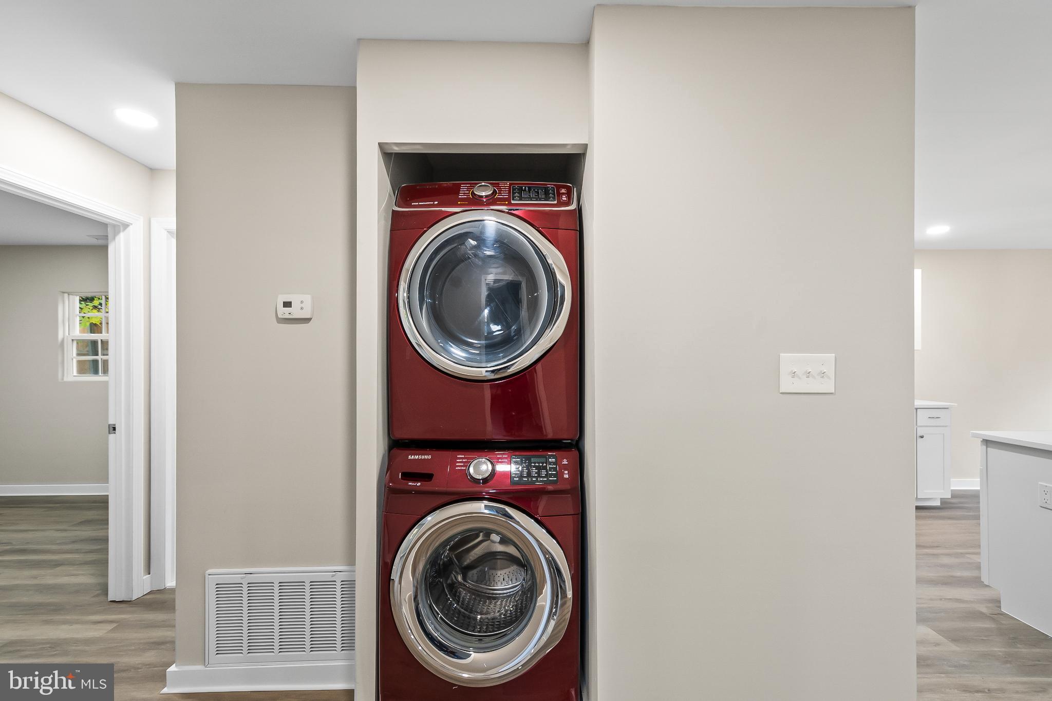 WASHINGTON SUBURBAN HOME - Residential