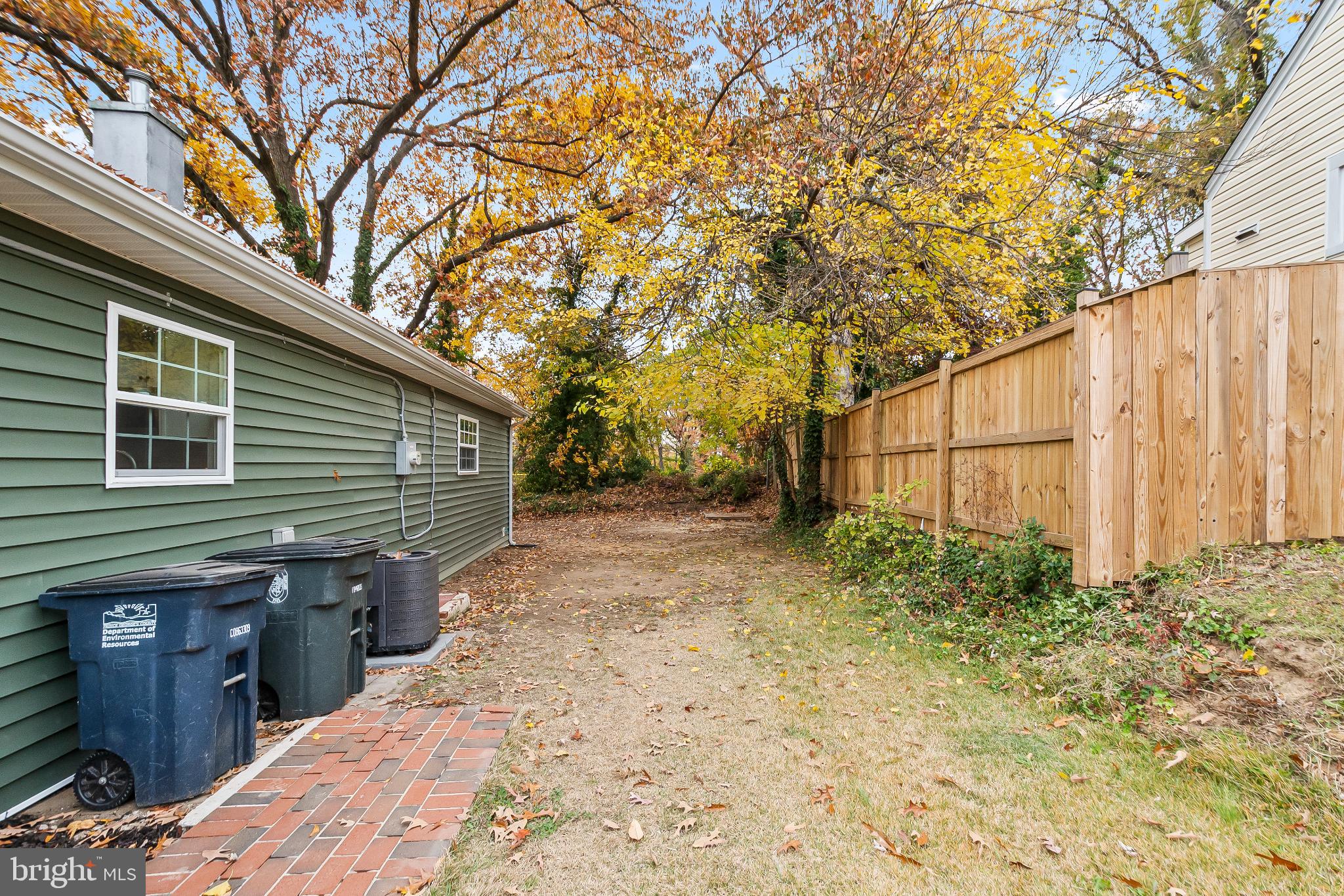 WASHINGTON SUBURBAN HOME - Residential