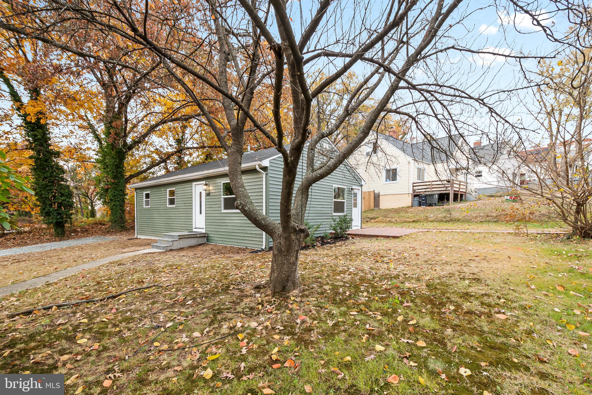 WASHINGTON SUBURBAN HOME - Residential