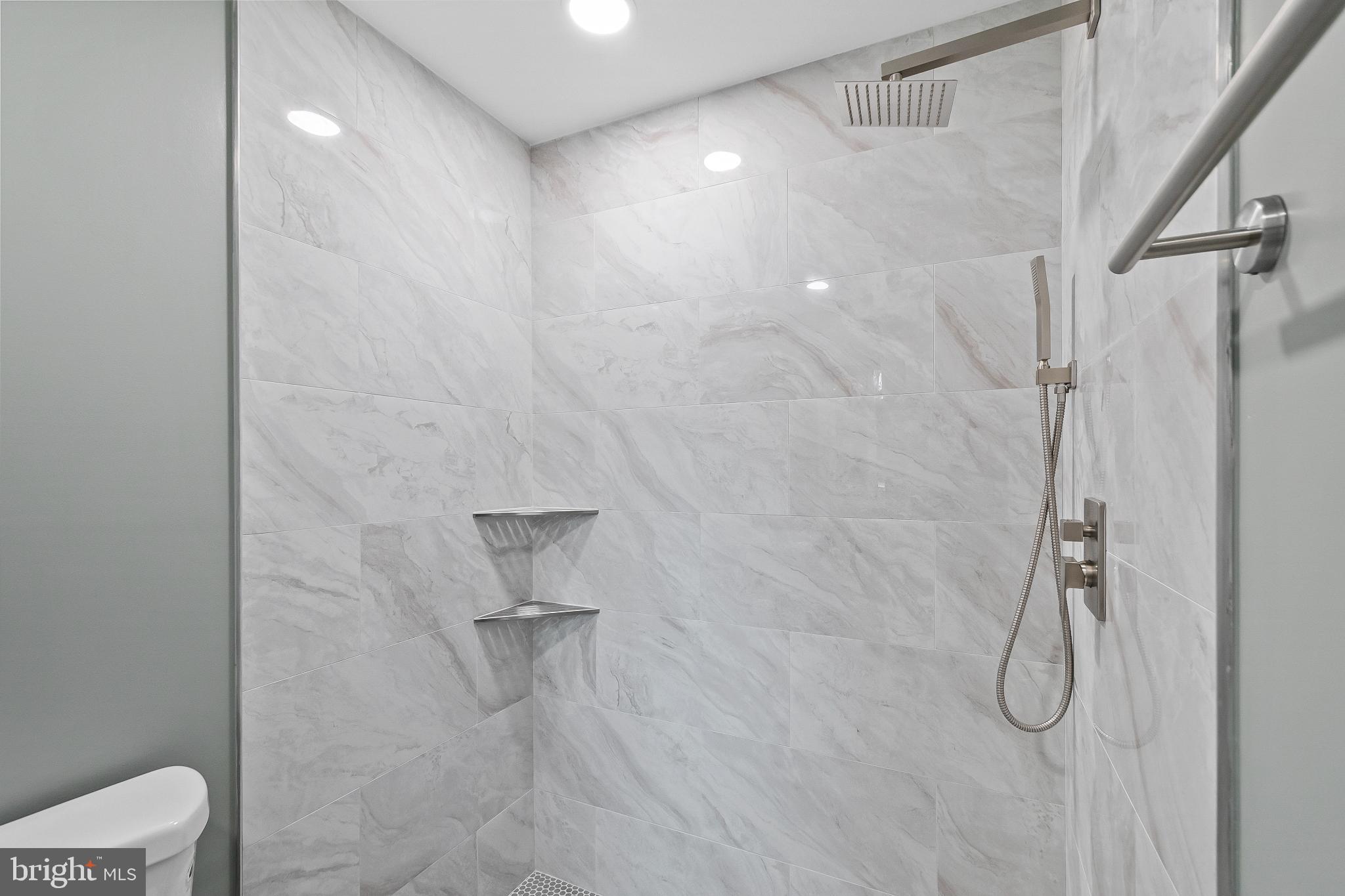 WASHINGTON SUBURBAN HOME - Residential