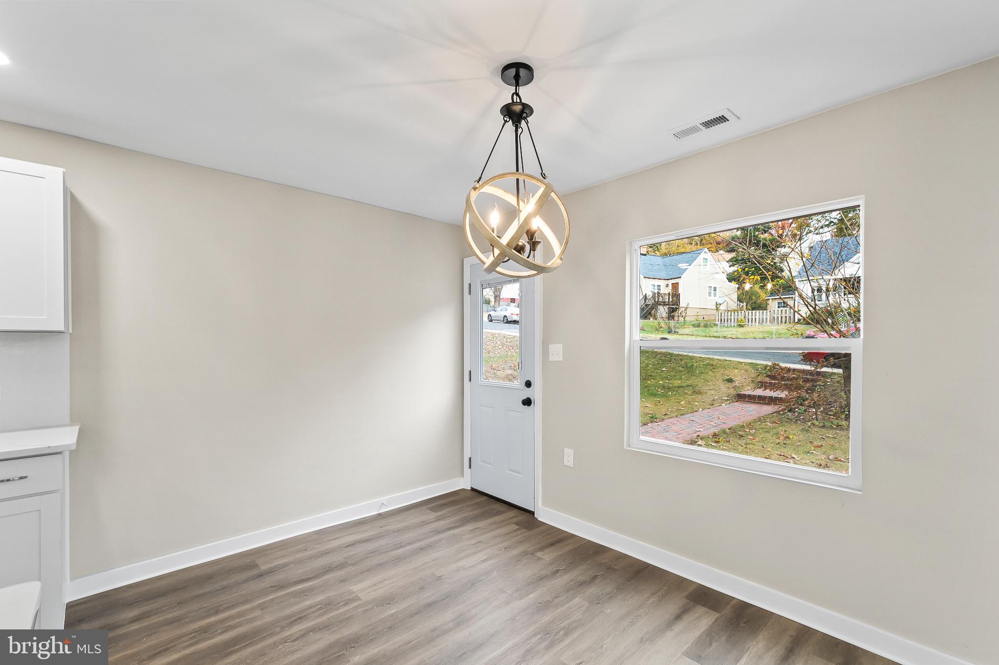 WASHINGTON SUBURBAN HOME - Residential