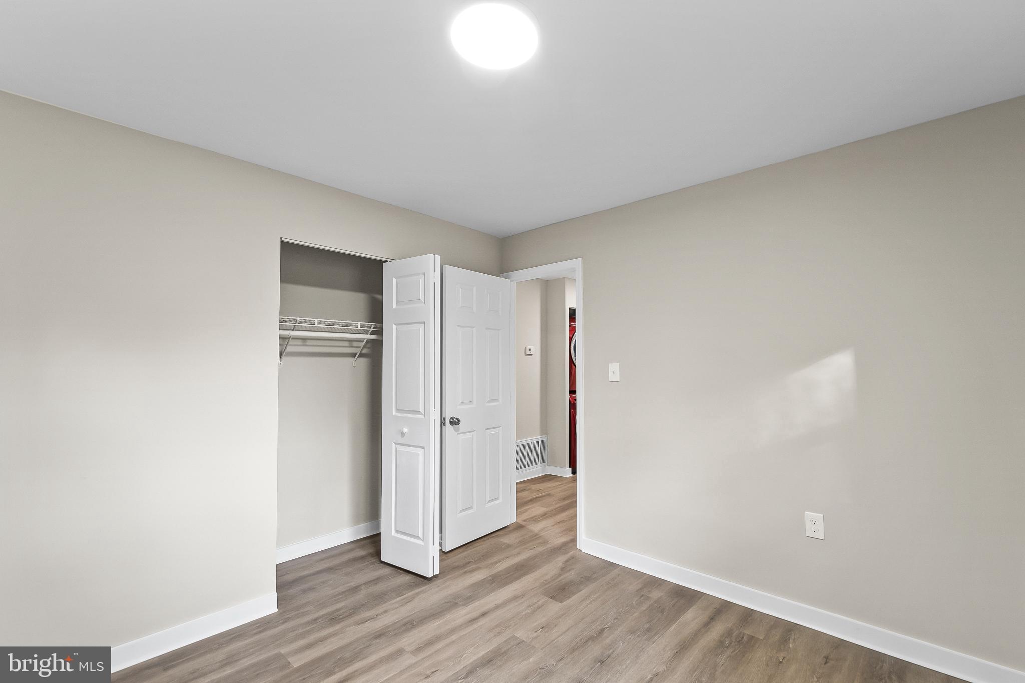 WASHINGTON SUBURBAN HOME - Residential