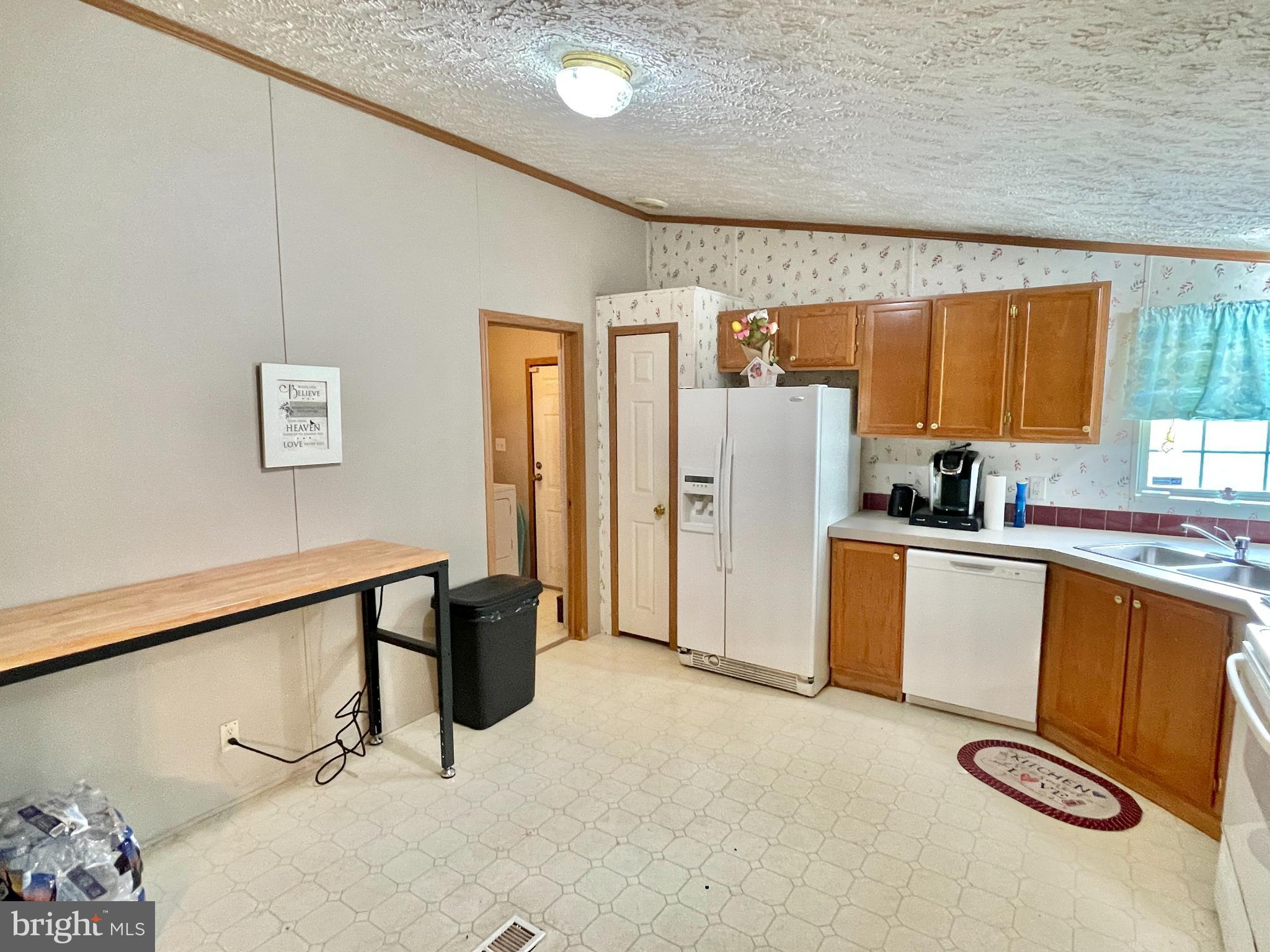 CEDARHURST ACRES - Residential