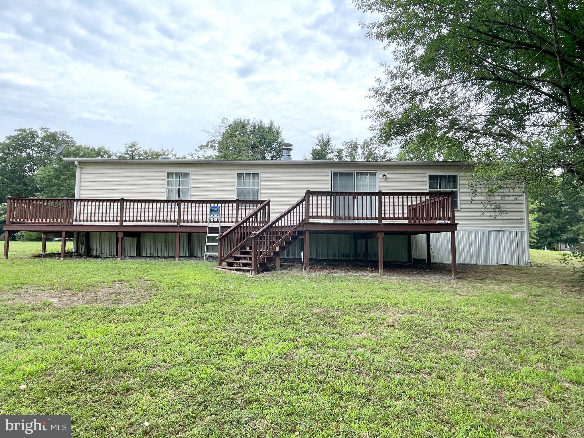 CEDARHURST ACRES - Residential