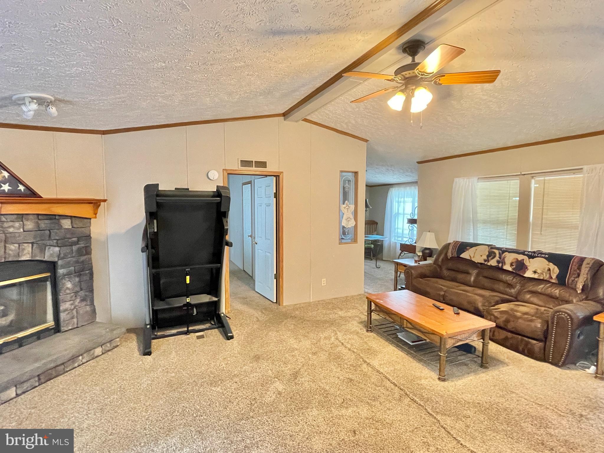 CEDARHURST ACRES - Residential