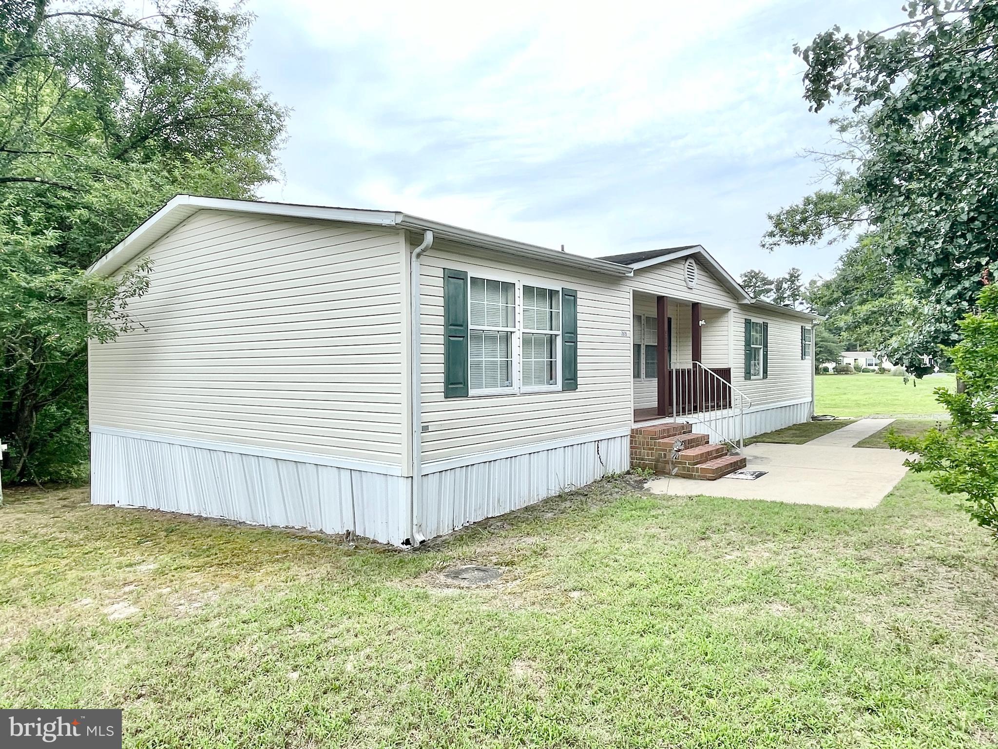 CEDARHURST ACRES - Residential