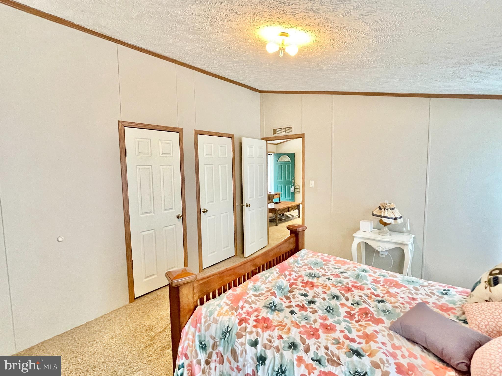 CEDARHURST ACRES - Residential