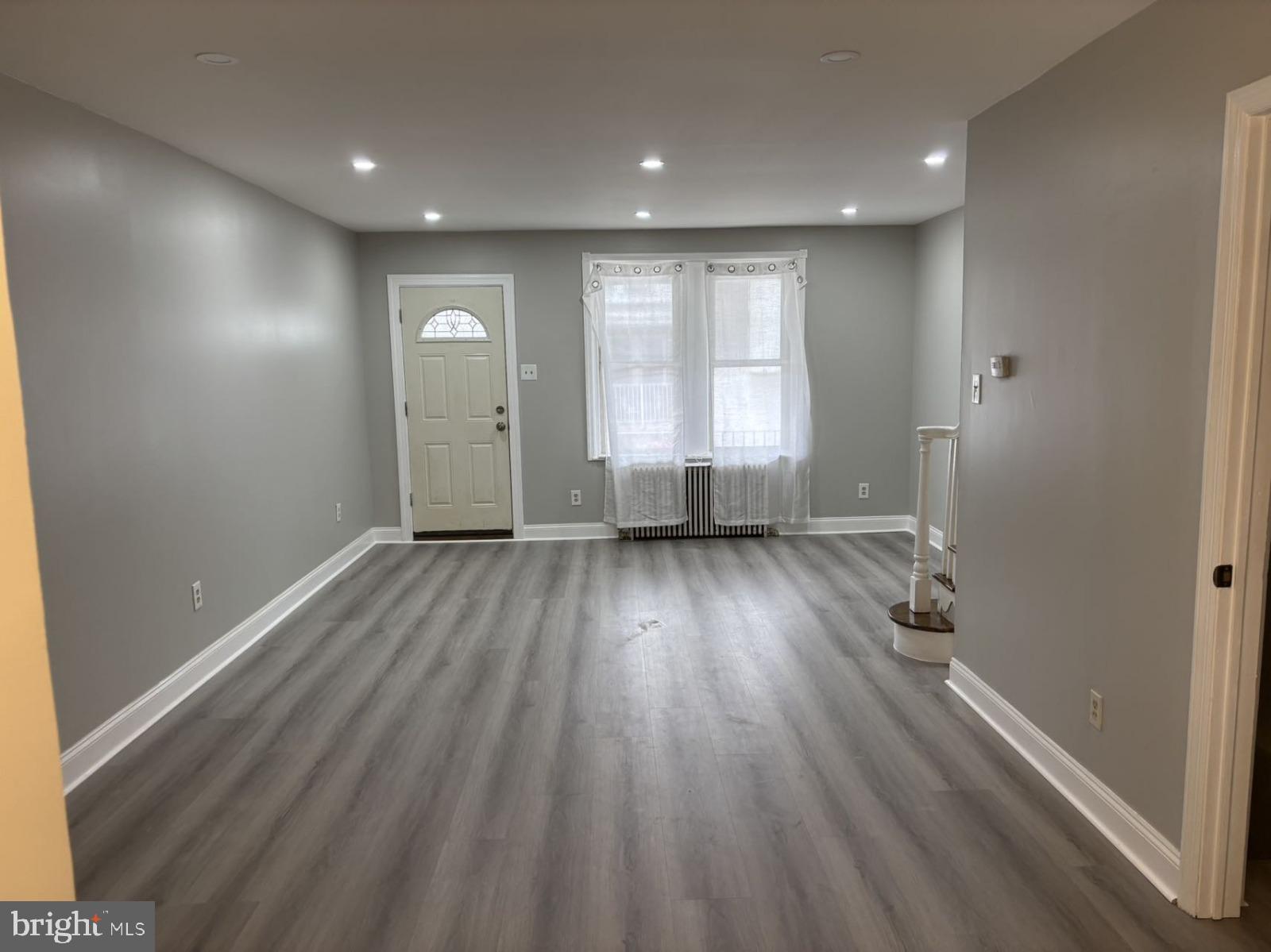 PHILADELPHIA (NORTHEAST) - Residential