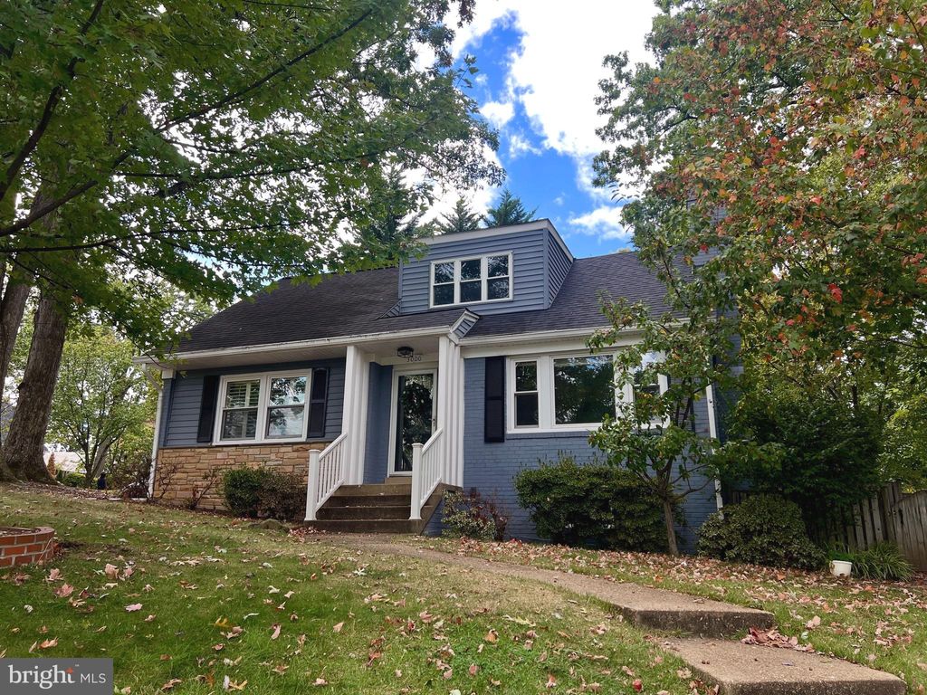 Photo of 3000 Edgehill Drive, ALEXANDRIA, VA 22302 (MLS # VAAX2050788)