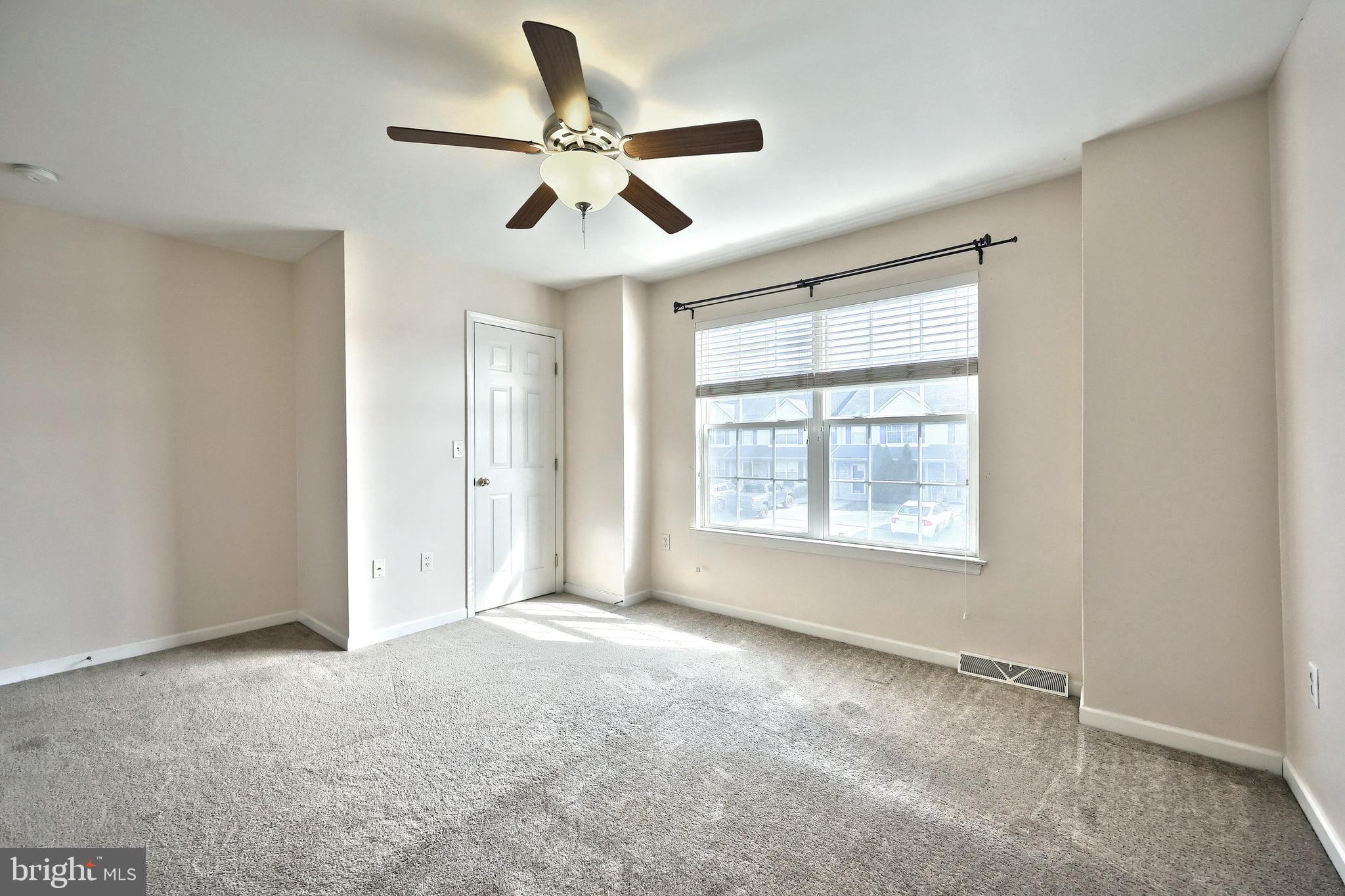 ORCHARD GLEN - Residential