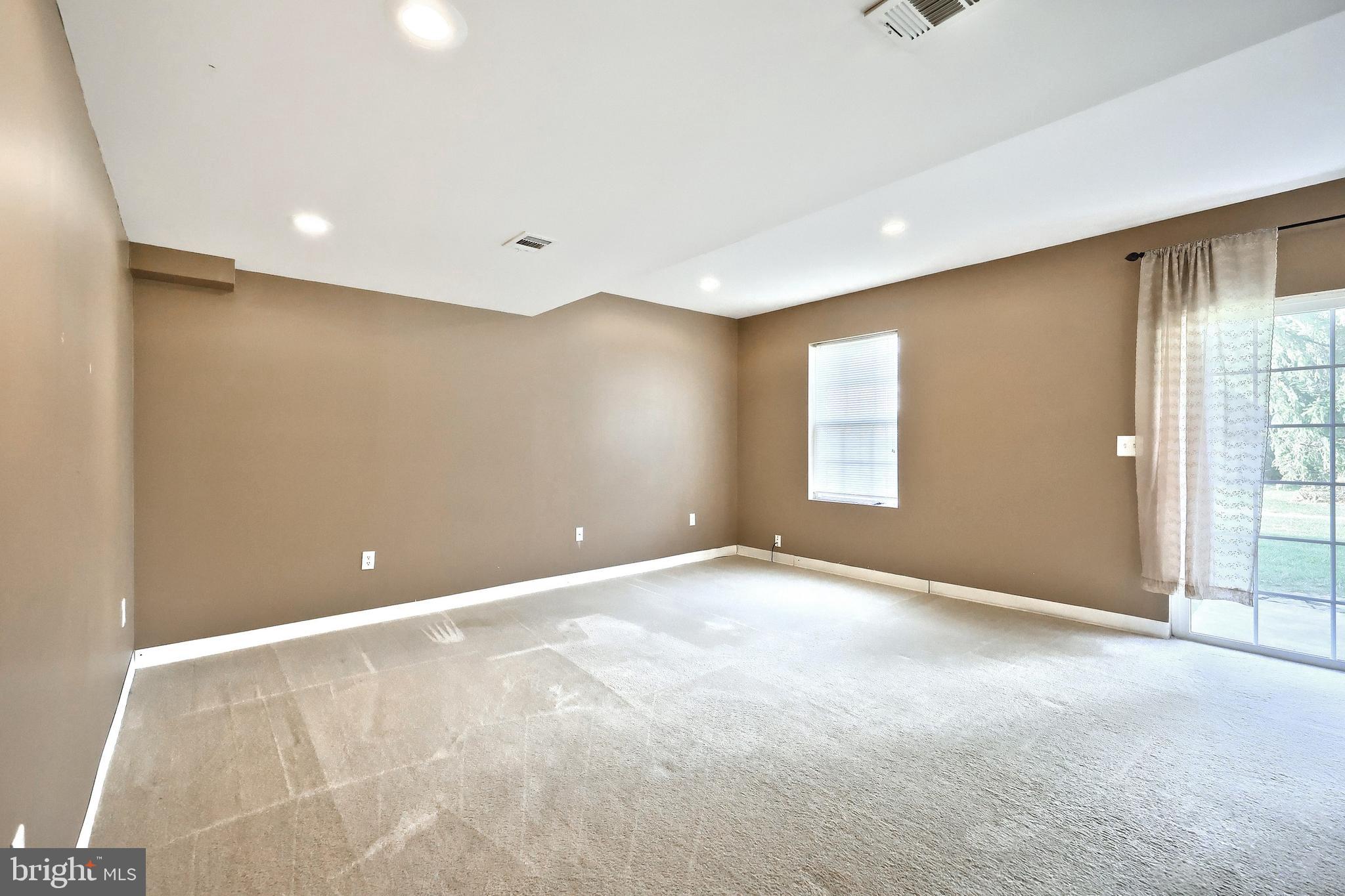 ORCHARD GLEN - Residential