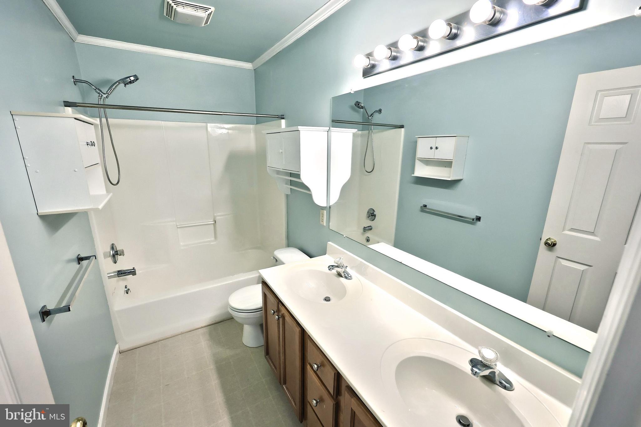 ORCHARD GLEN - Residential