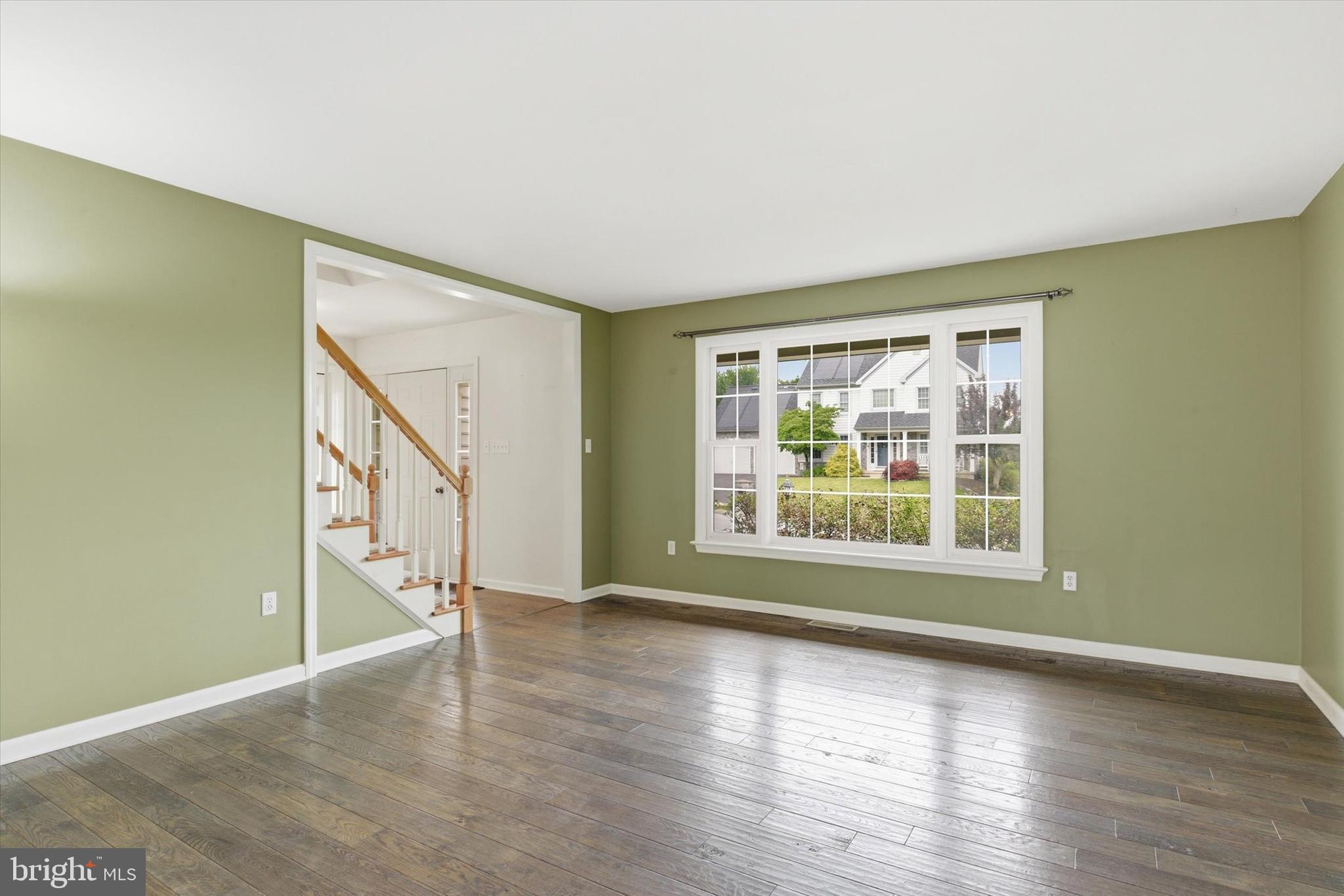 324 KENT DRIVE
