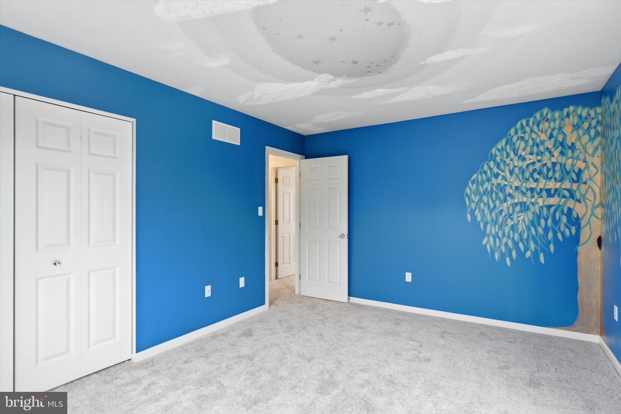 STRATFORD WOODS - Residential