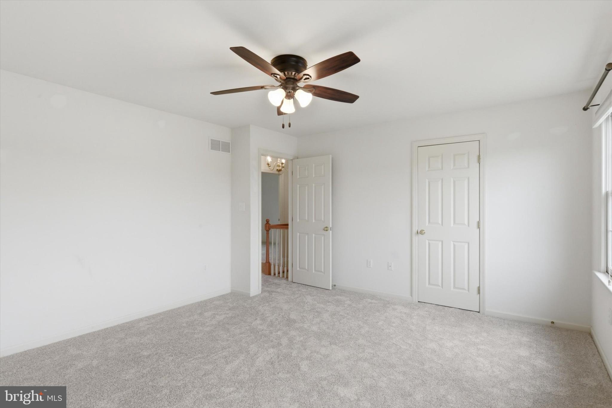 STRATFORD WOODS - Residential
