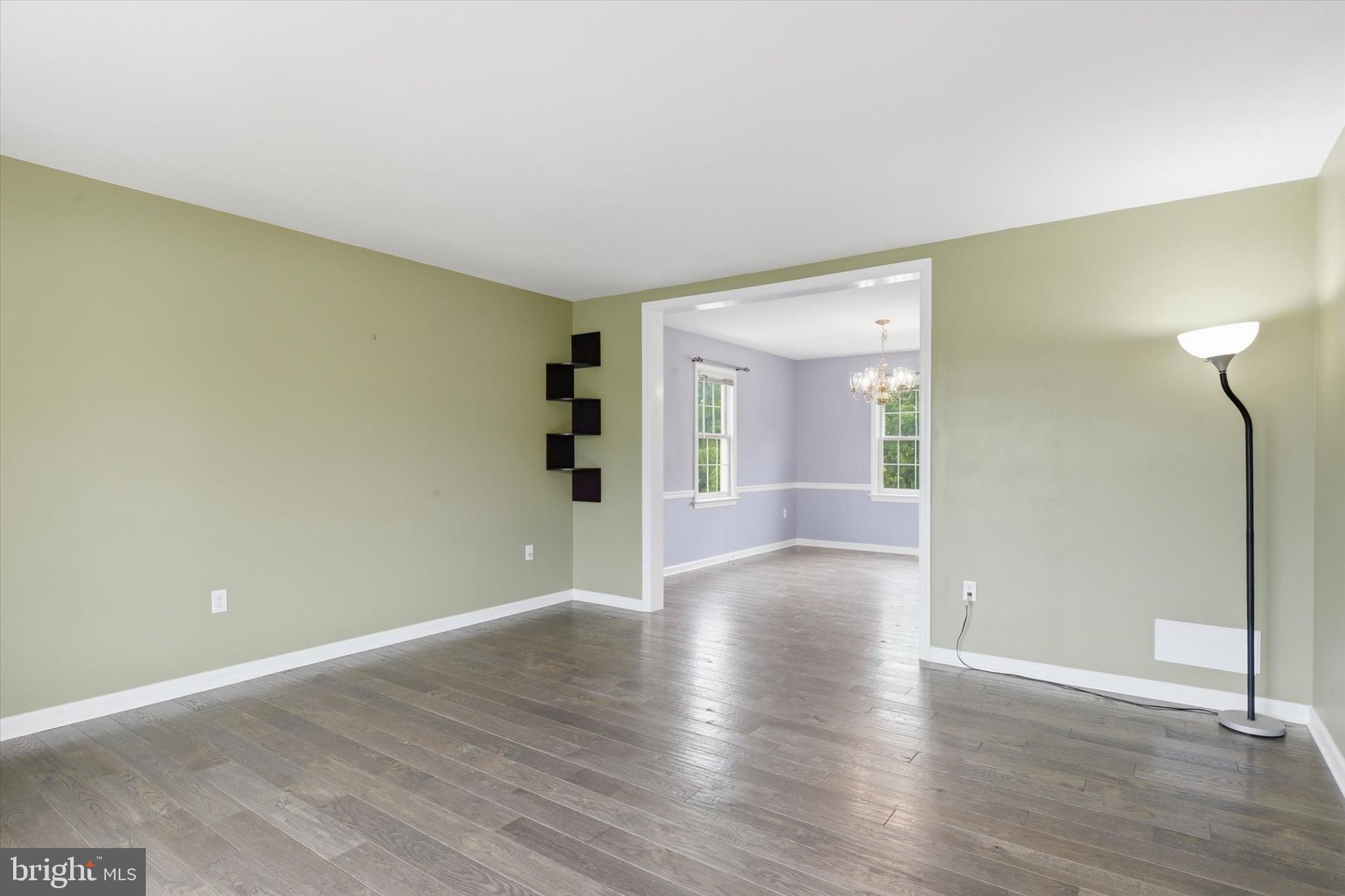 STRATFORD WOODS - Residential