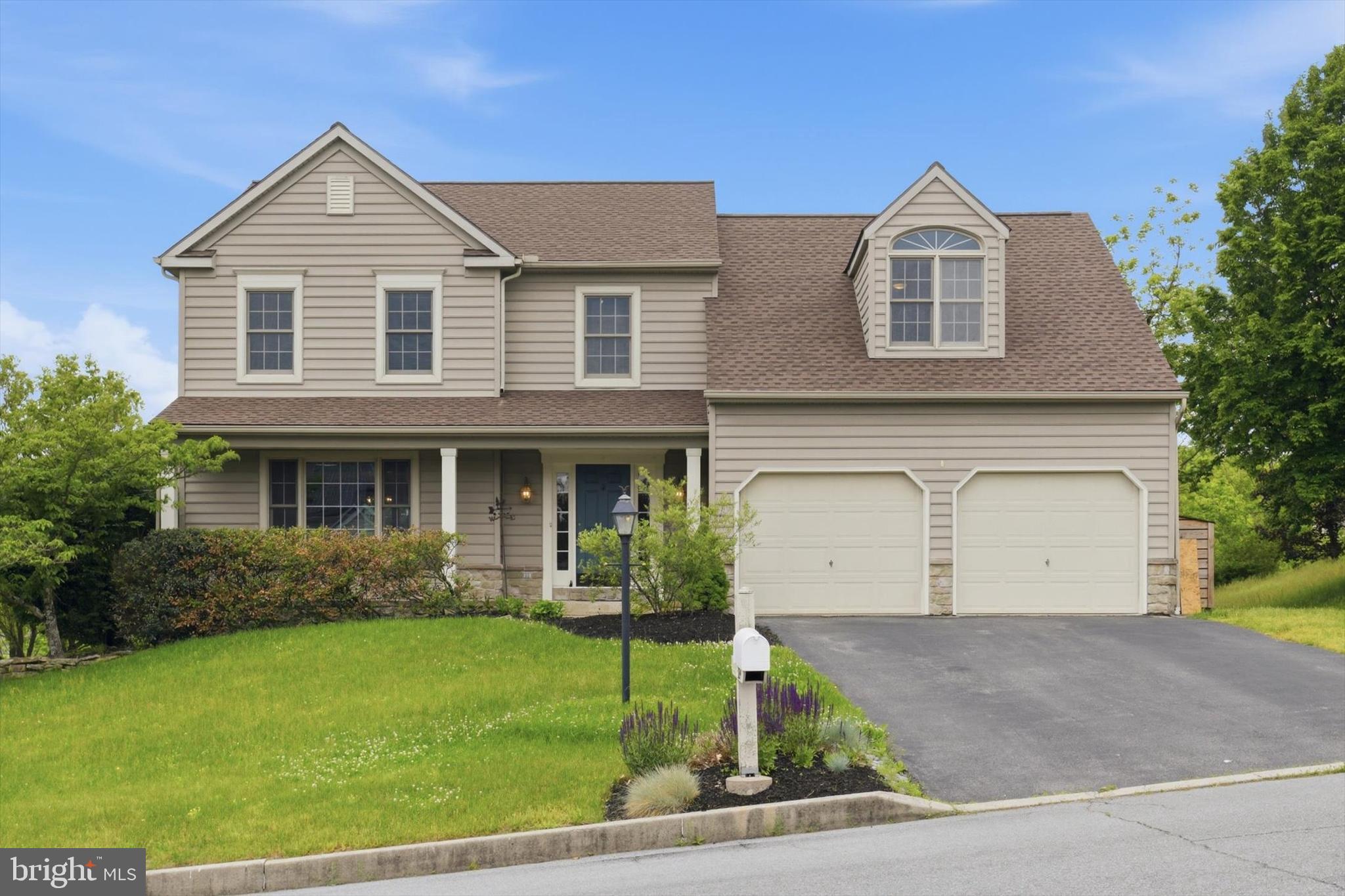STRATFORD WOODS - Residential
