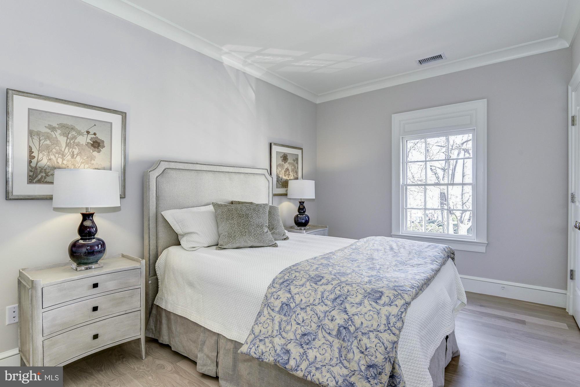 GEORGETOWN - Residential