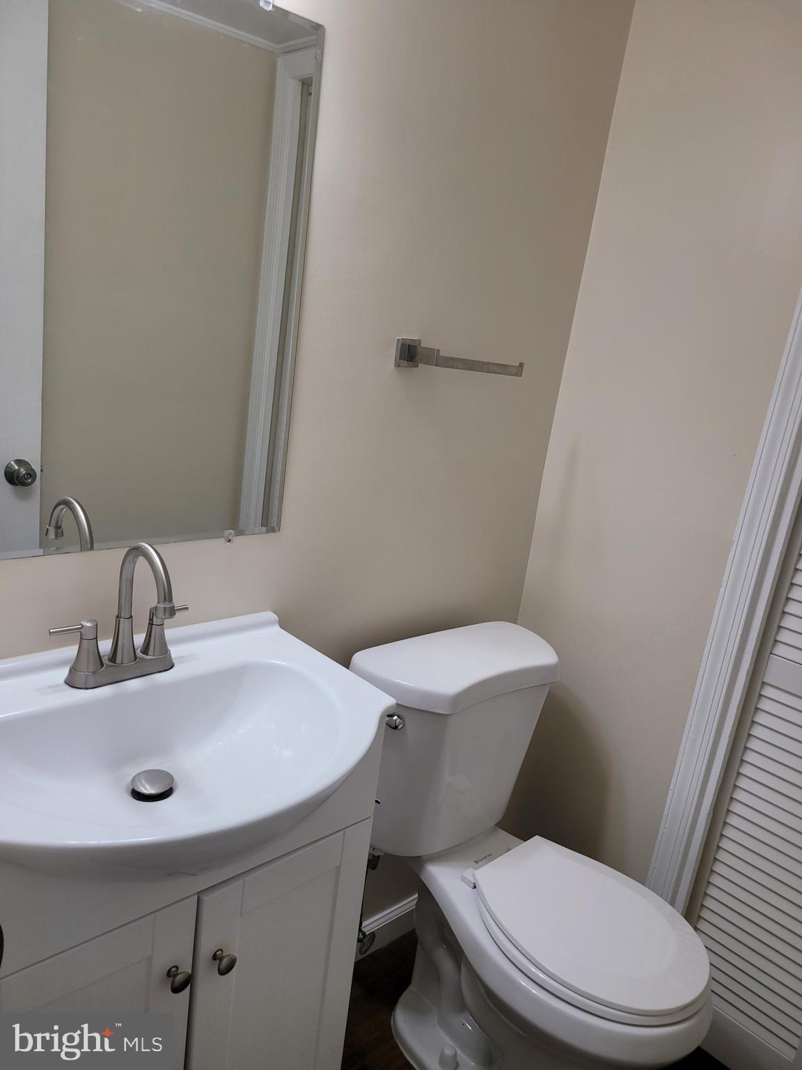 OLD TOWNE VILLAGE CONDOMINIUMS - Residential