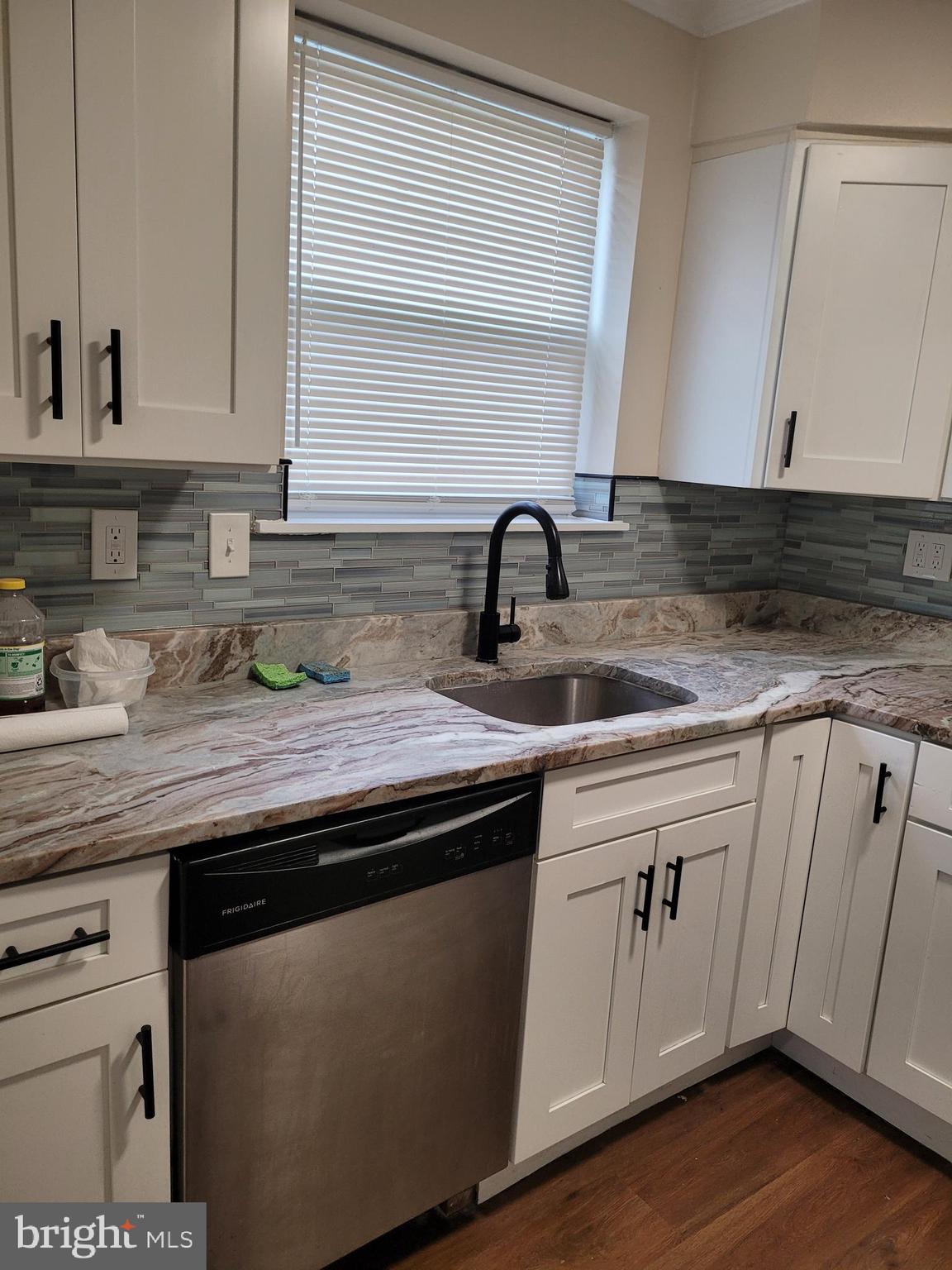 OLD TOWNE VILLAGE CONDOMINIUMS - Residential