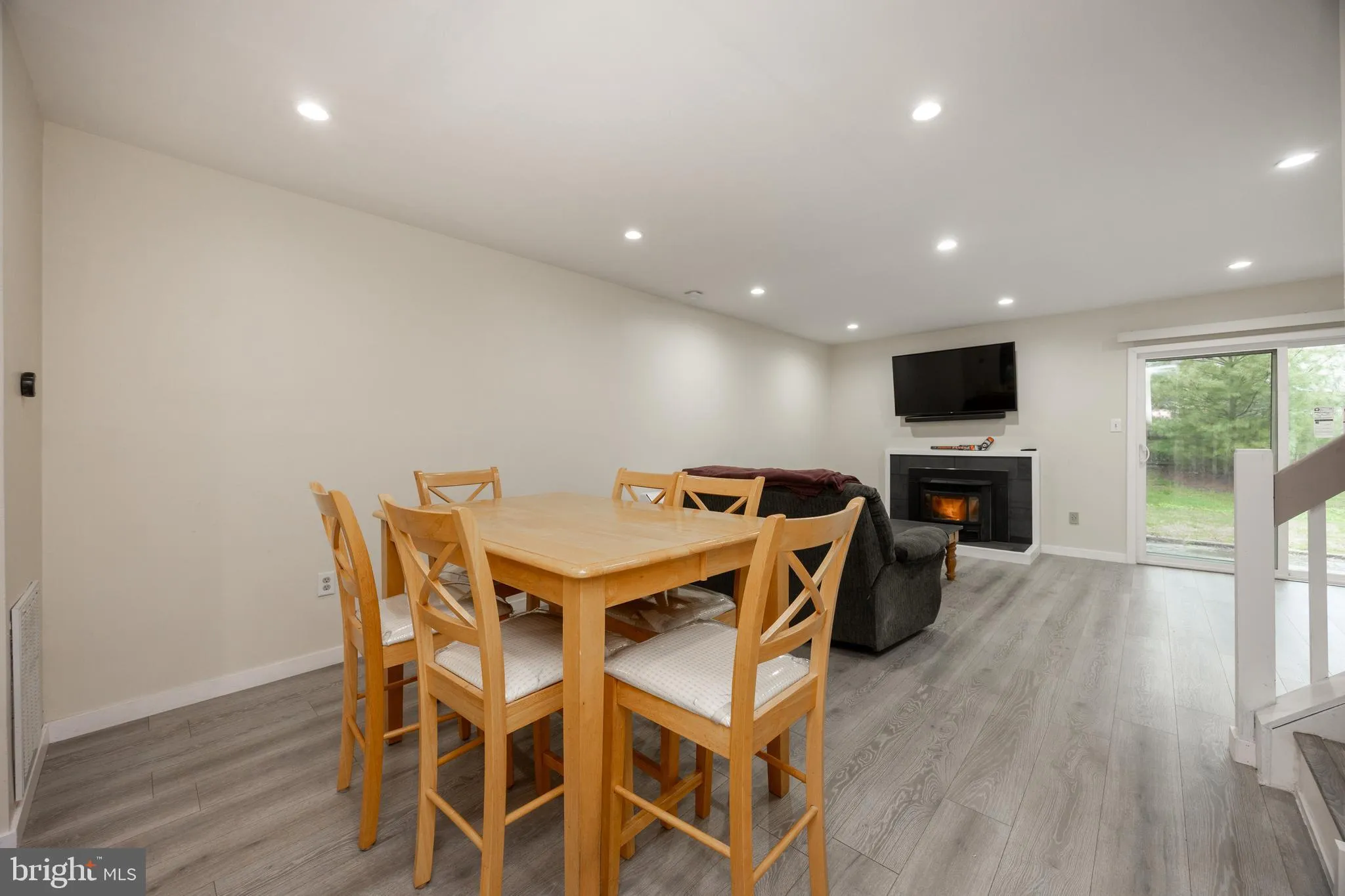 Collegeville, Pennsylvania 19426, United States, 3 Bedrooms Bedrooms, ,2 BathroomsBathrooms,Residential,Pending,104944