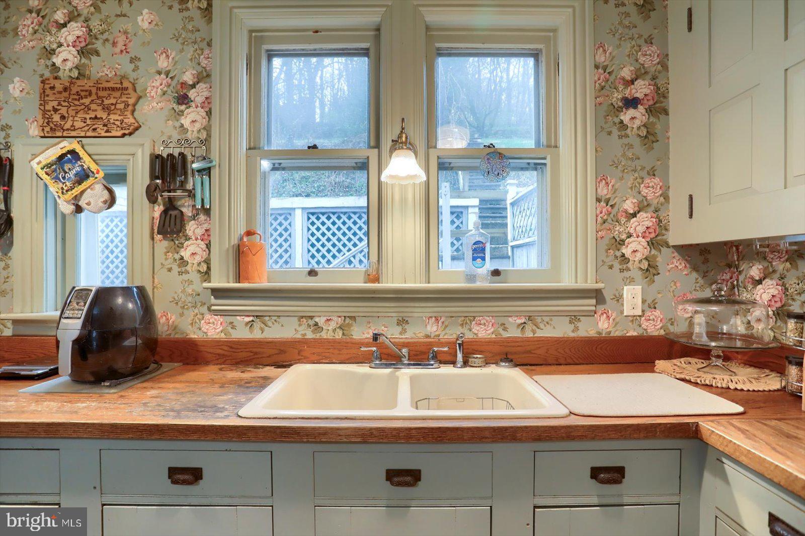 GLEN ROCK BORO - Residential