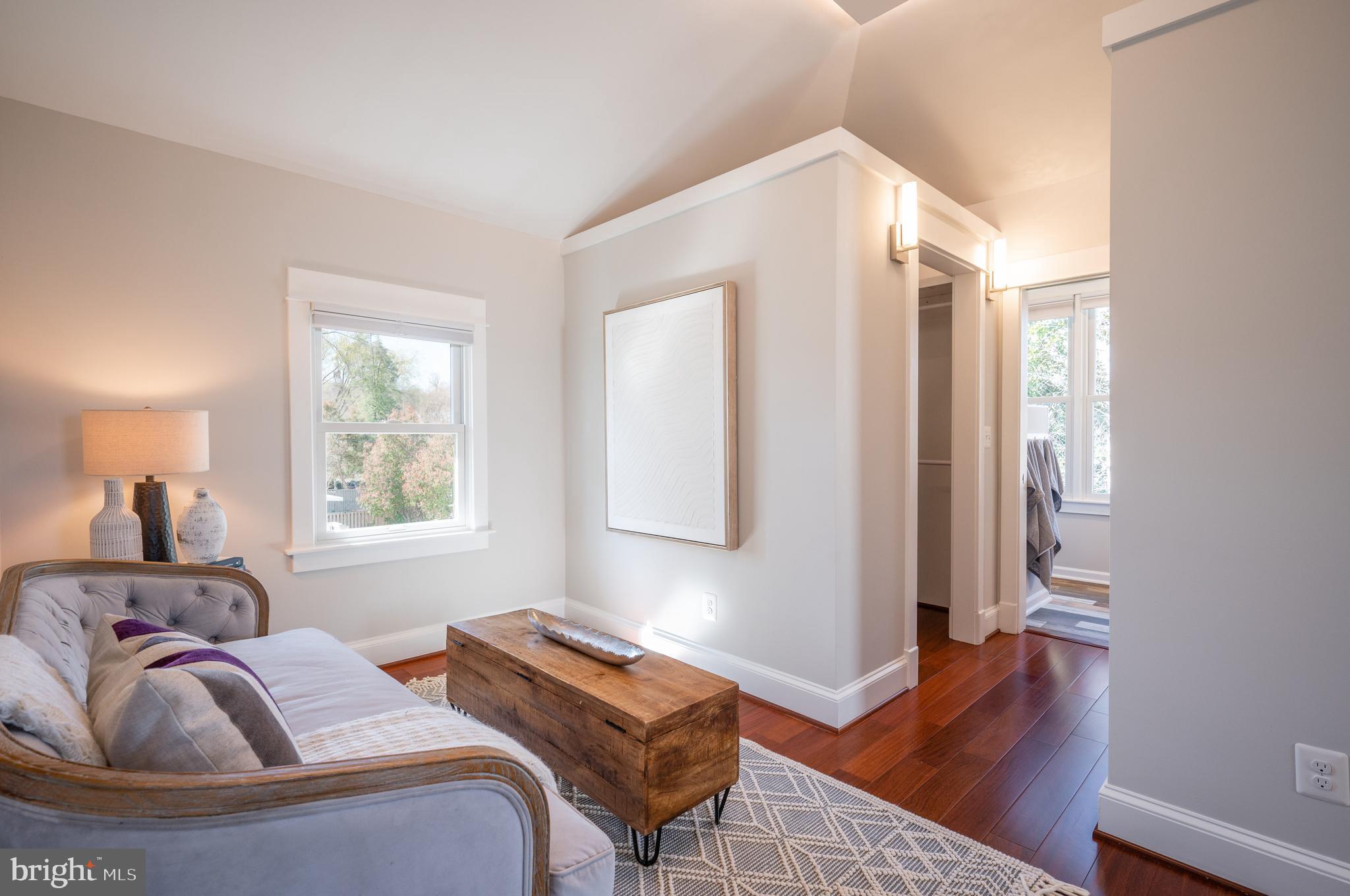 DEL RAY - Residential