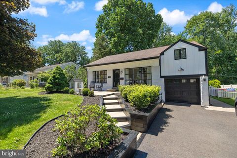 Homes For Sale - 598 Constitutional Drive<br/> WARMINSTER, PA 18974
