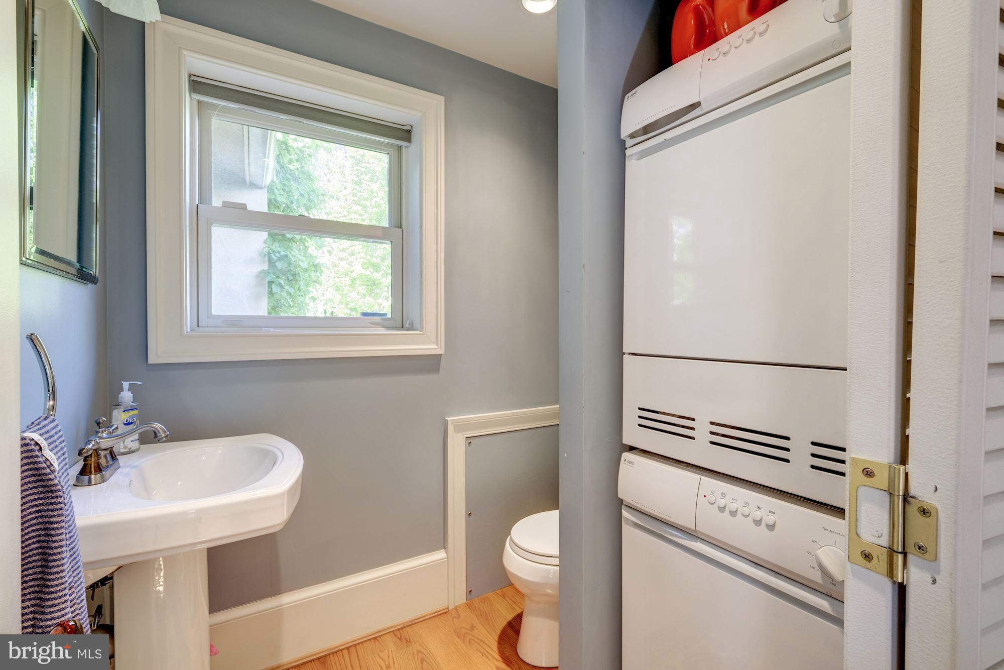 CAPITOL HILL - Residential
