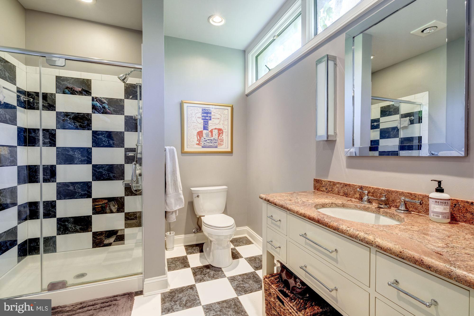 CAPITOL HILL - Residential