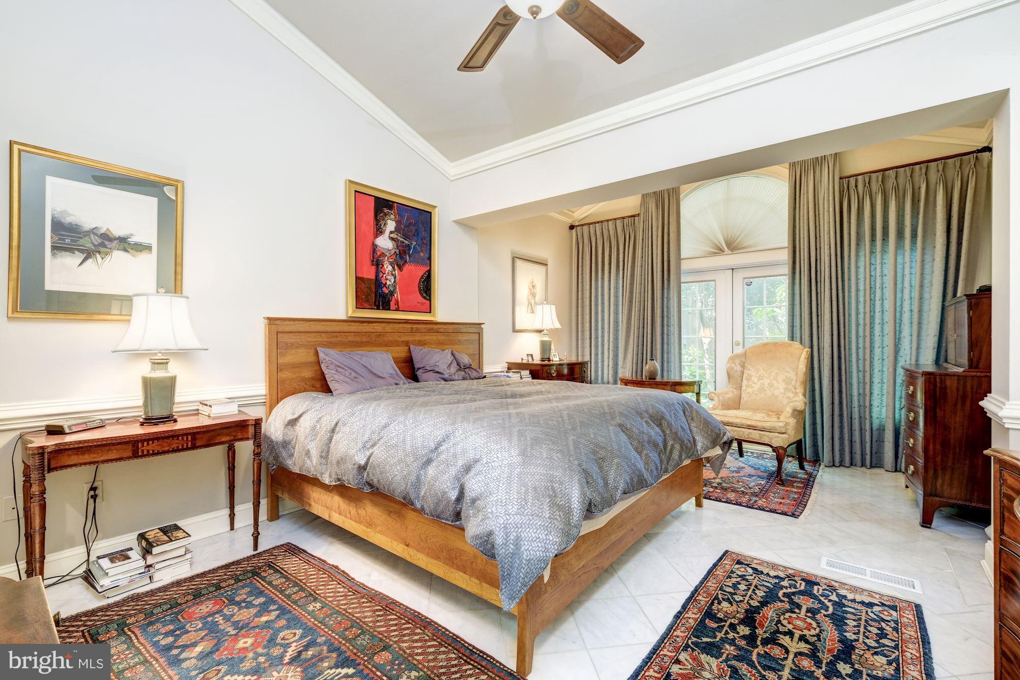 CAPITOL HILL - Residential