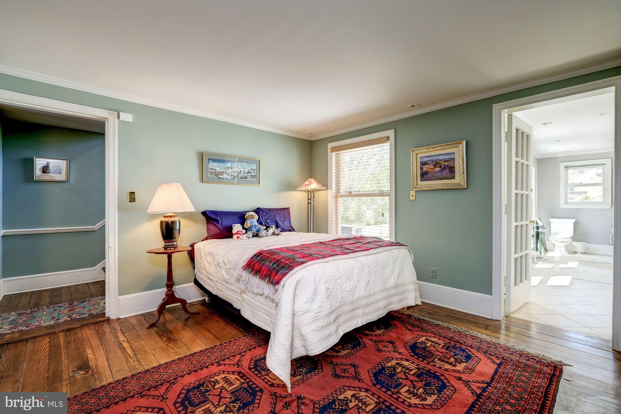 CAPITOL HILL - Residential