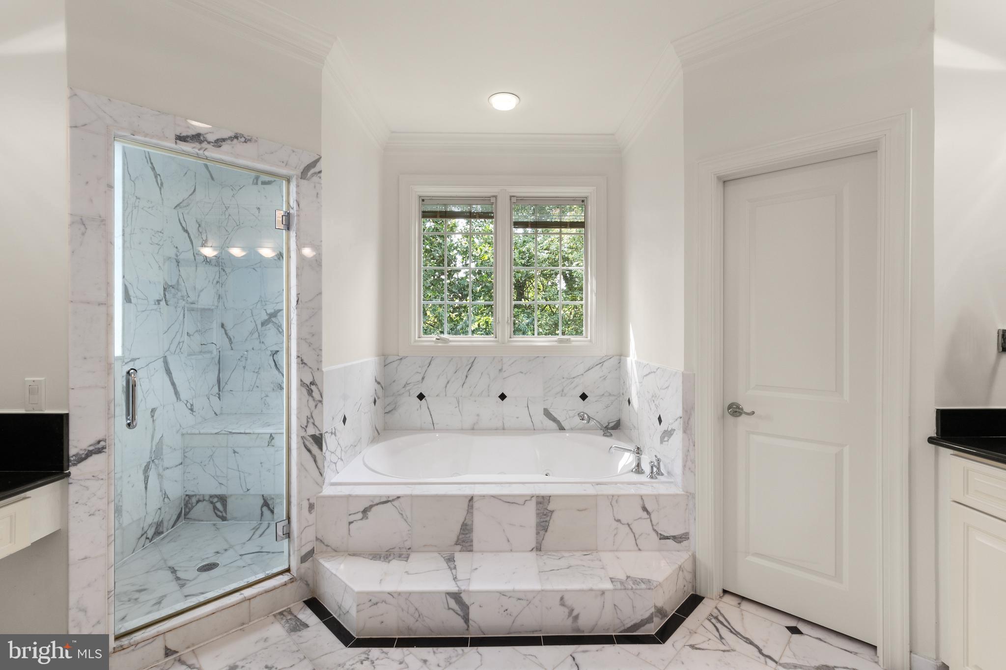 LAMBIANCE OF MCLEAN - Residential