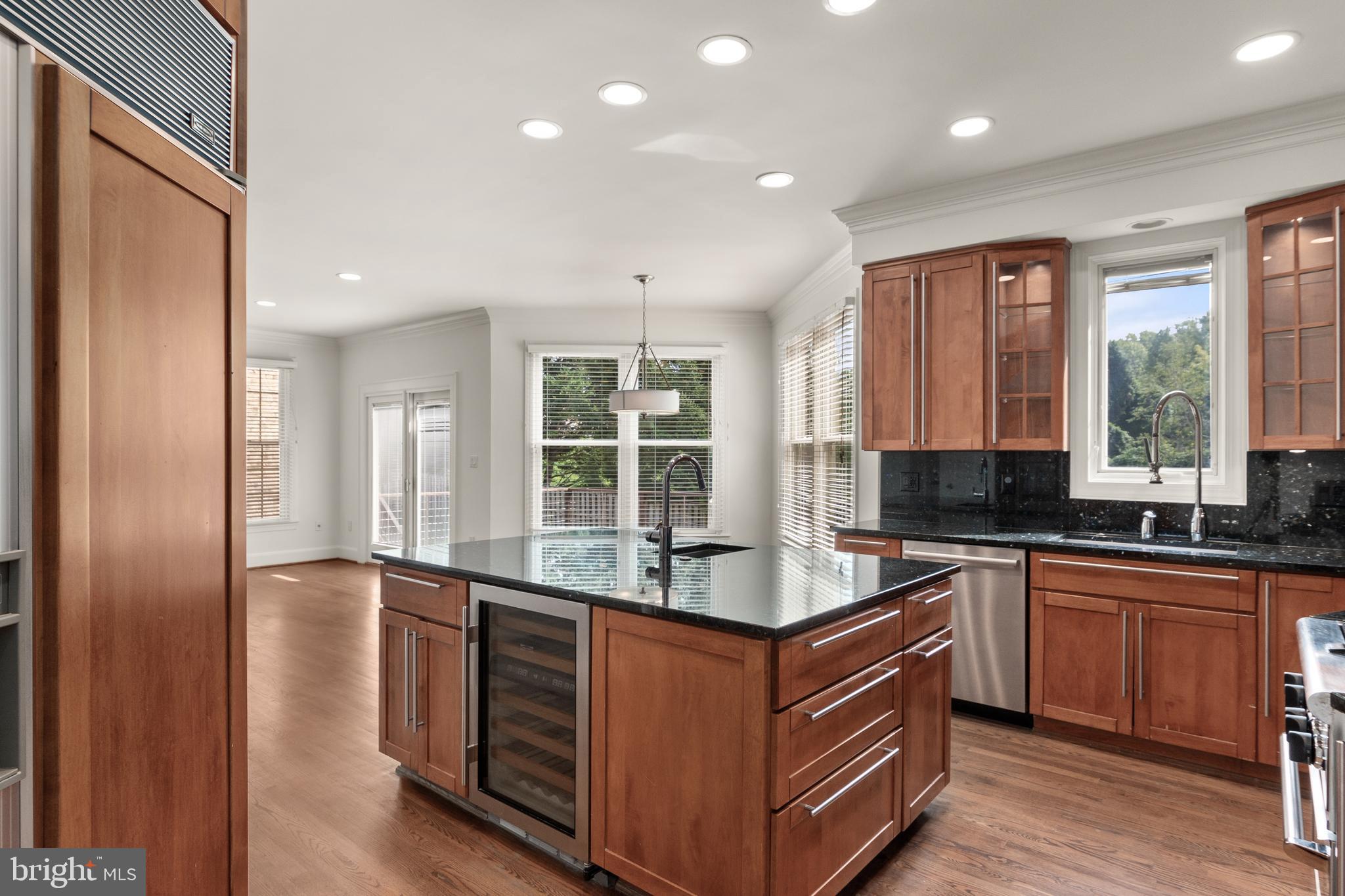 LAMBIANCE OF MCLEAN - Residential