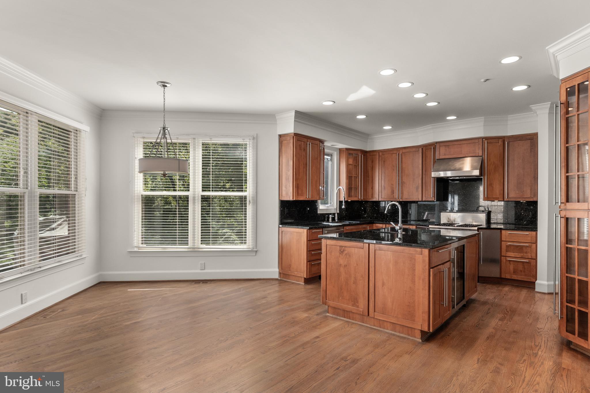 LAMBIANCE OF MCLEAN - Residential