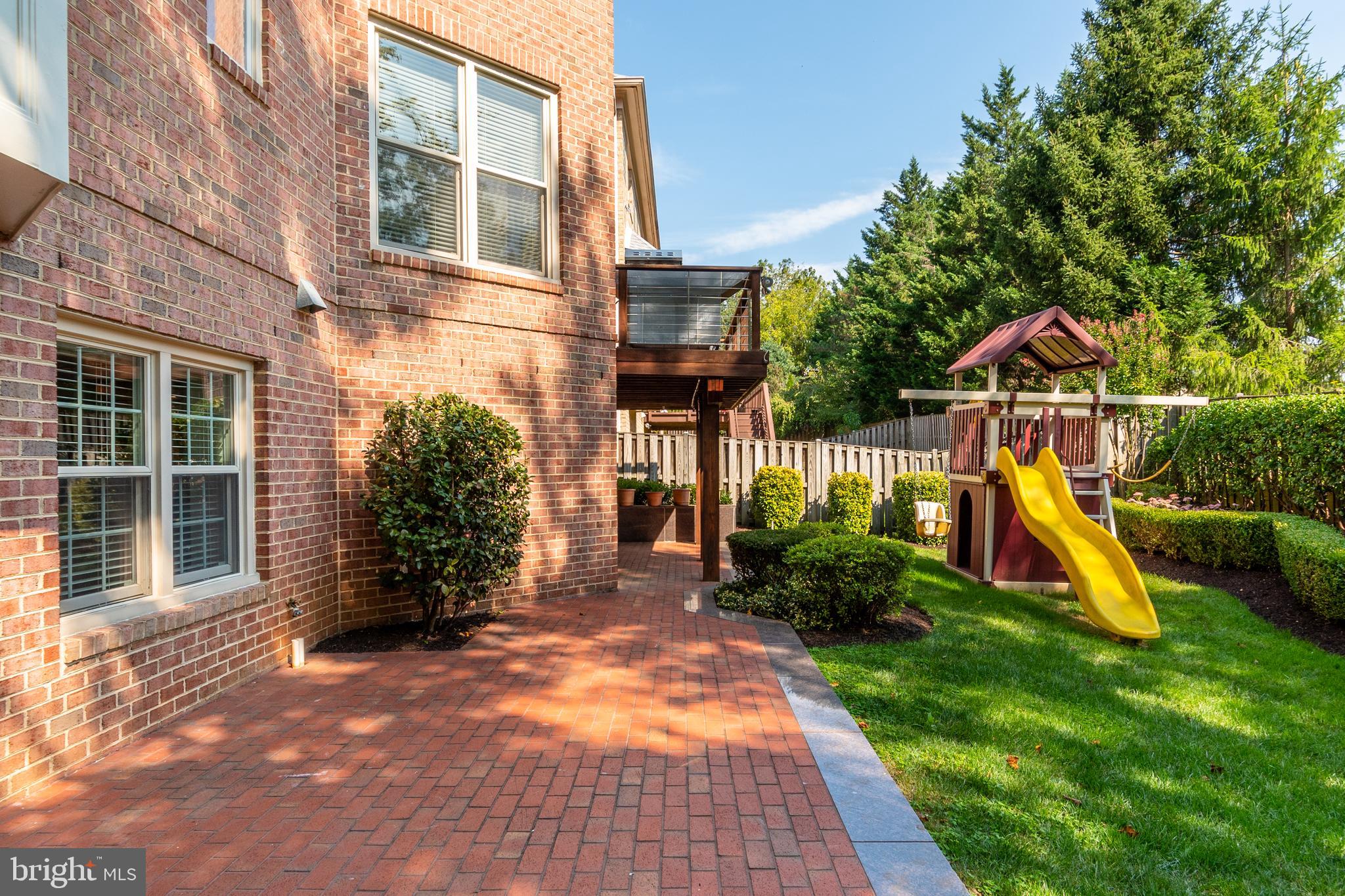 LAMBIANCE OF MCLEAN - Residential