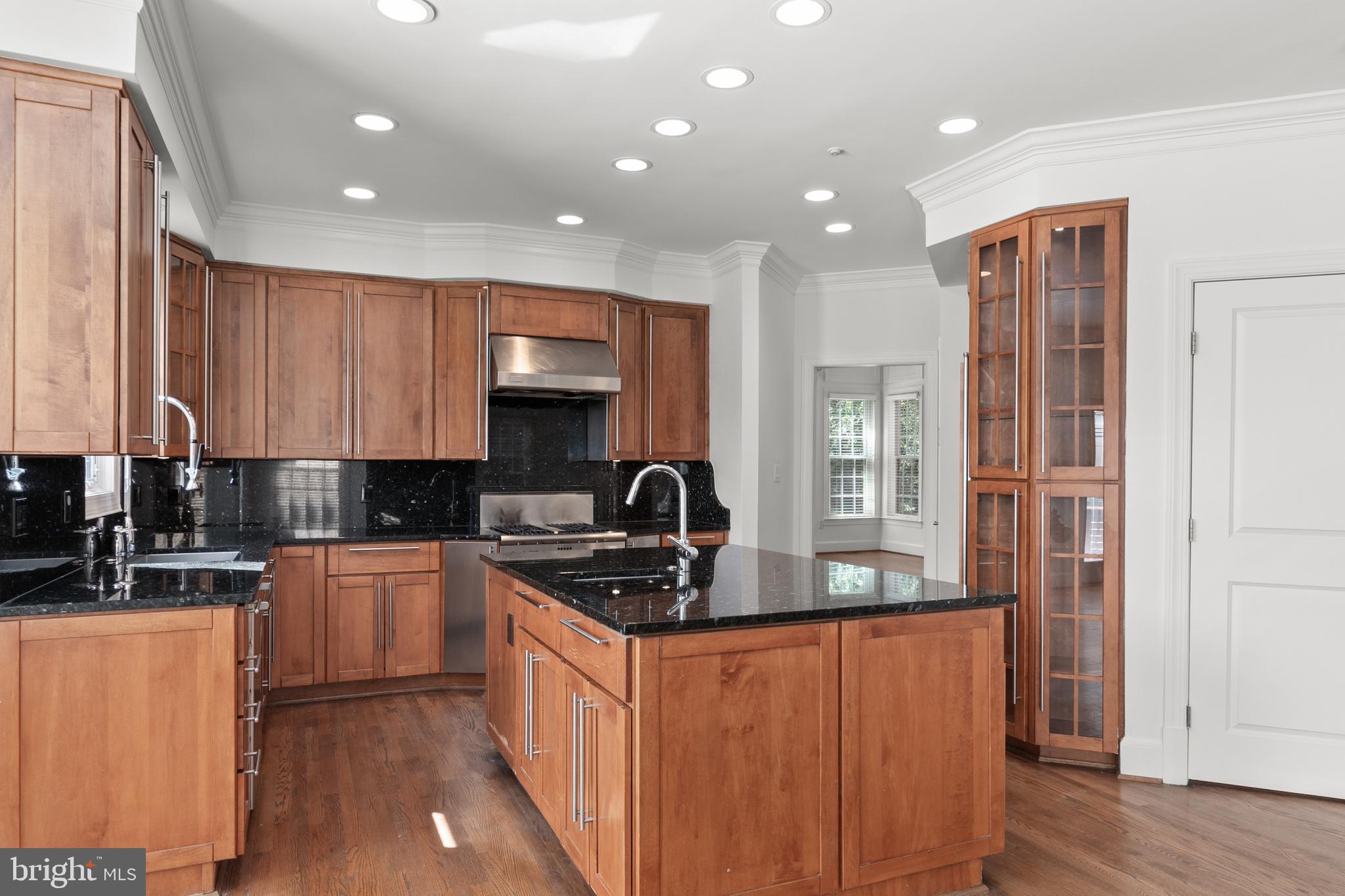 LAMBIANCE OF MCLEAN - Residential