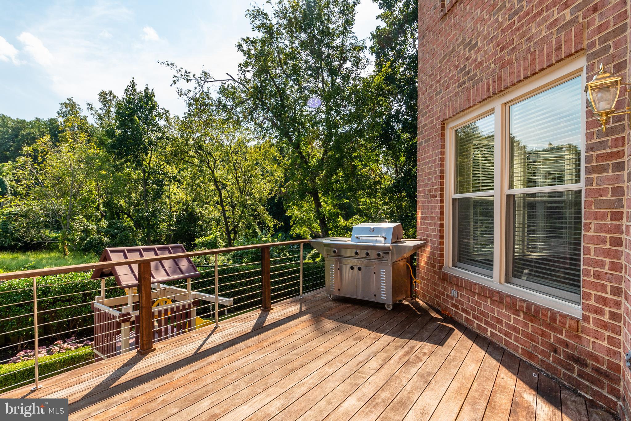 LAMBIANCE OF MCLEAN - Residential