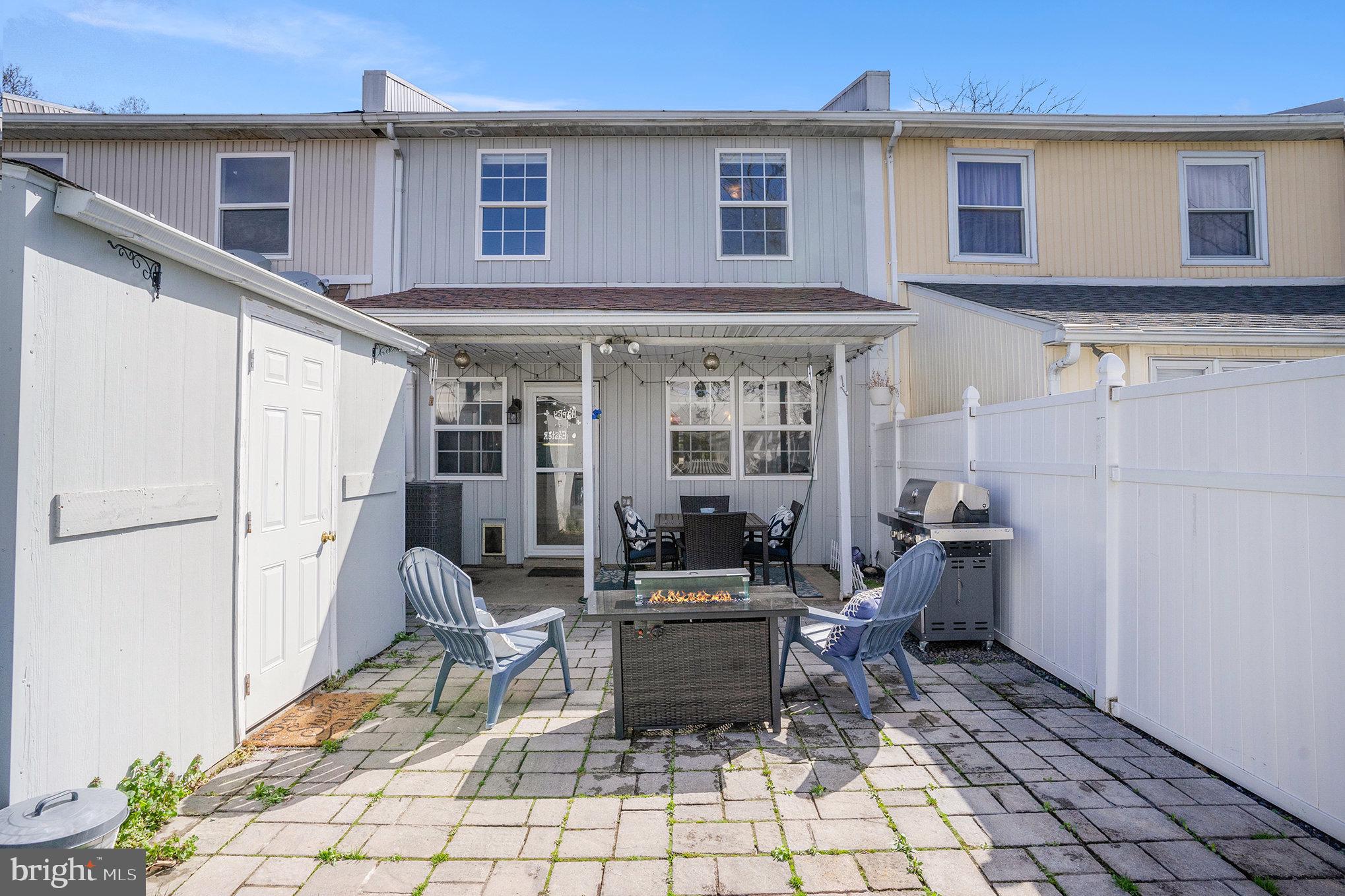 QUAKER GREEN - Residential