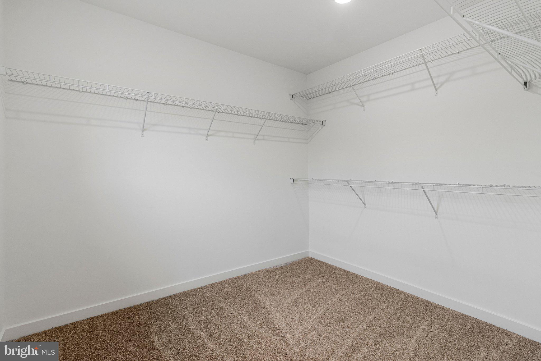 ST JAMES - Residential