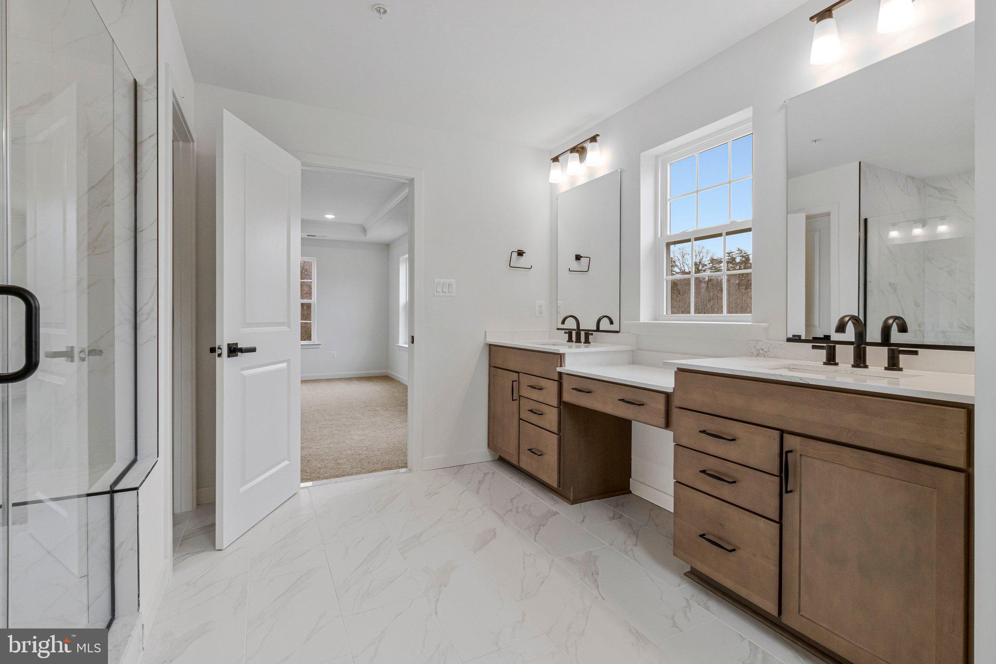 ST JAMES - Residential